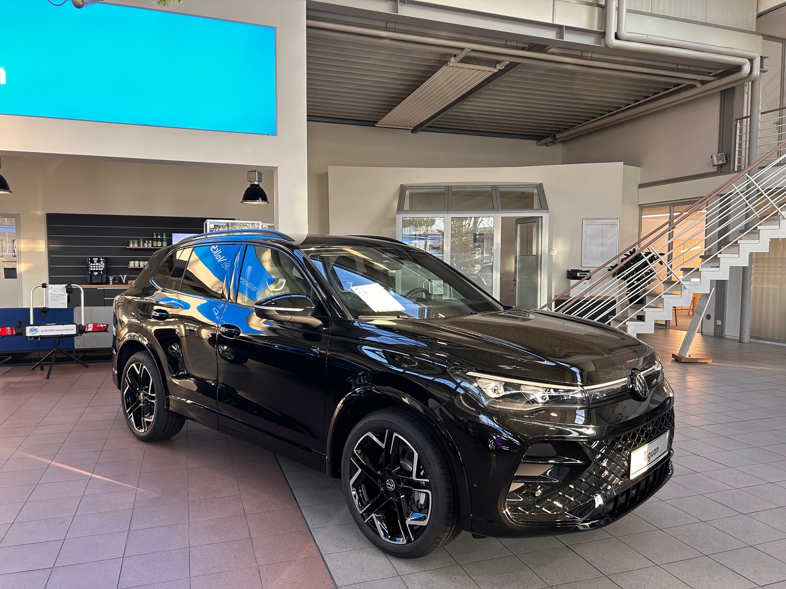 VW - Tiguan 2,0 TDI R-Line AHK NAVI LED_18