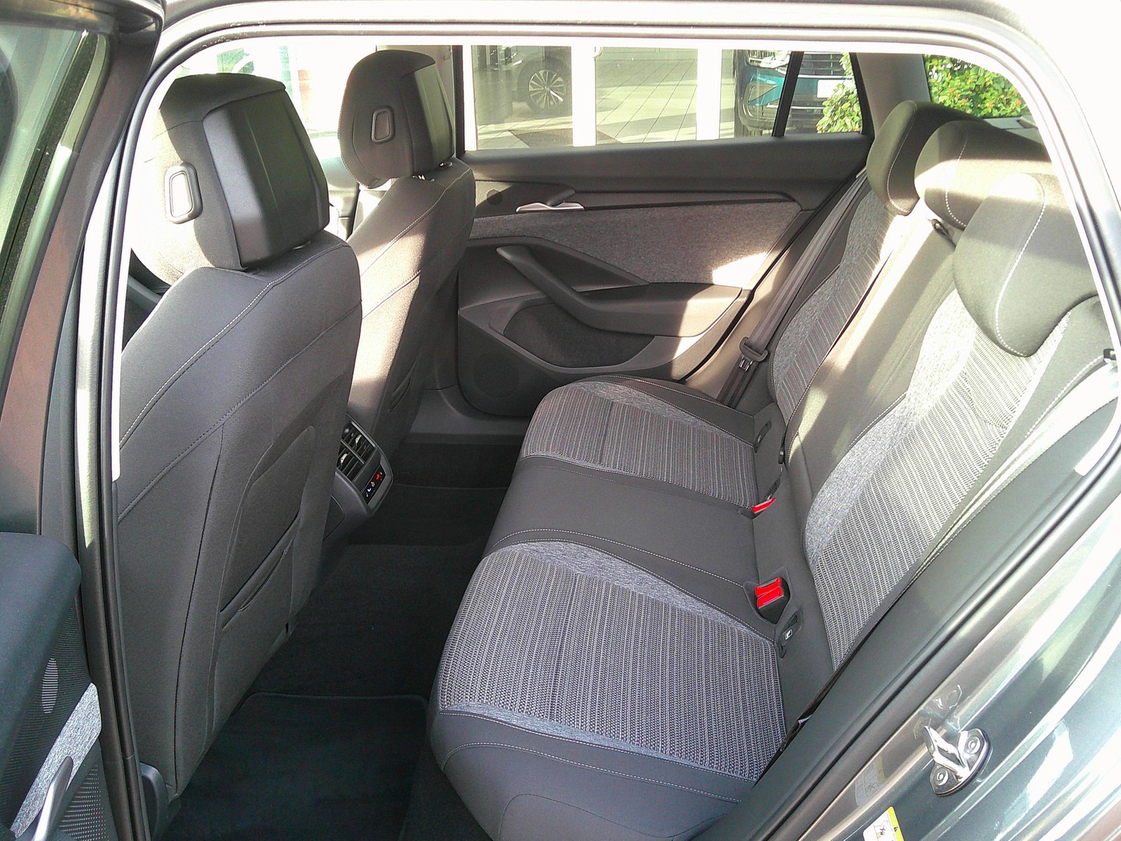 Skoda - Superb Combi 1,5 TSI Selection Matrix Navi VC_7