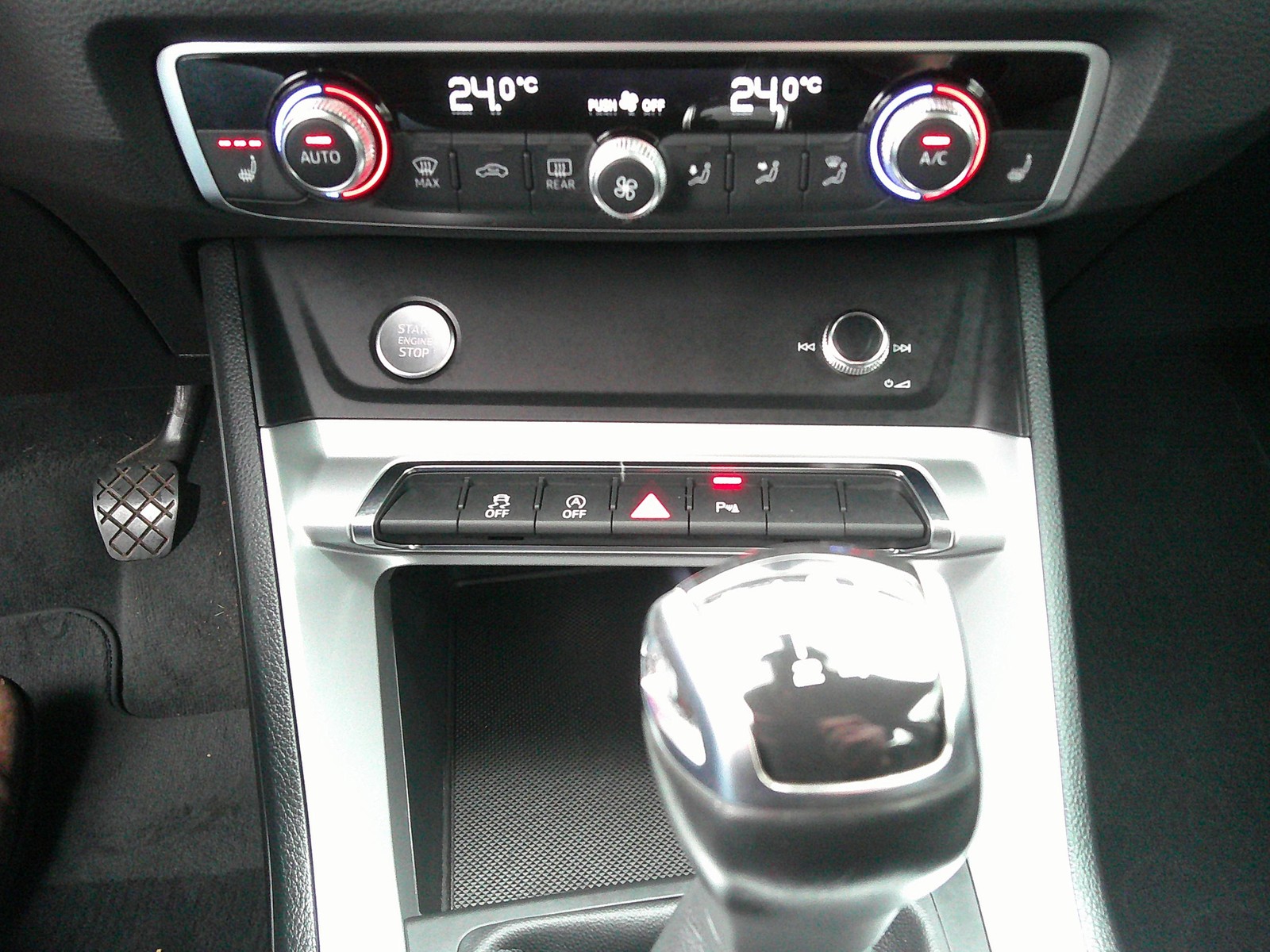 Audi - Q3 35 TFSI el.-KLAPPE+PDC+TEMPOMAT+LED+KEYLESS_4