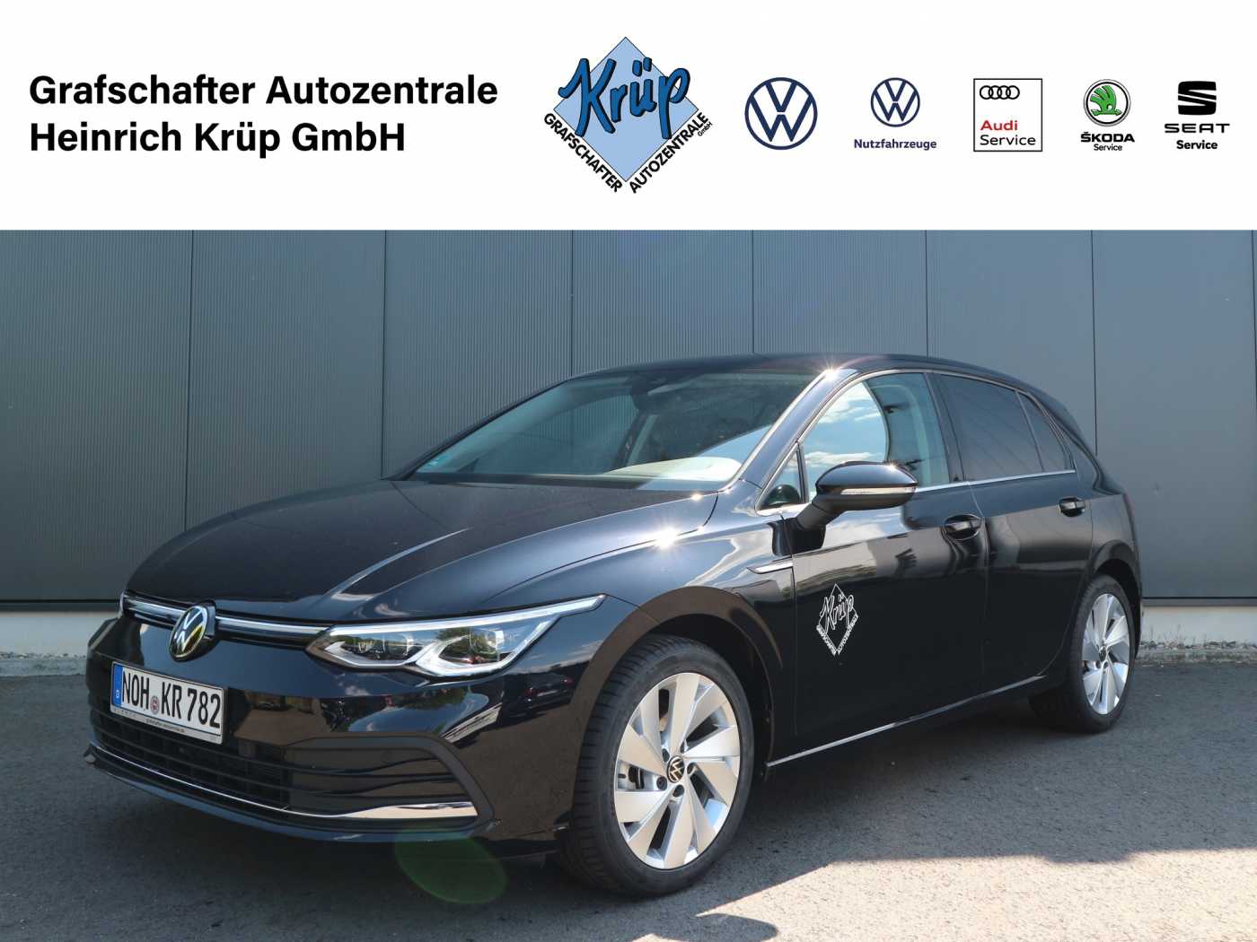 Volkswagen Golf VIII 1.5 eTSI OPF DSG Style +Matrix+AHK