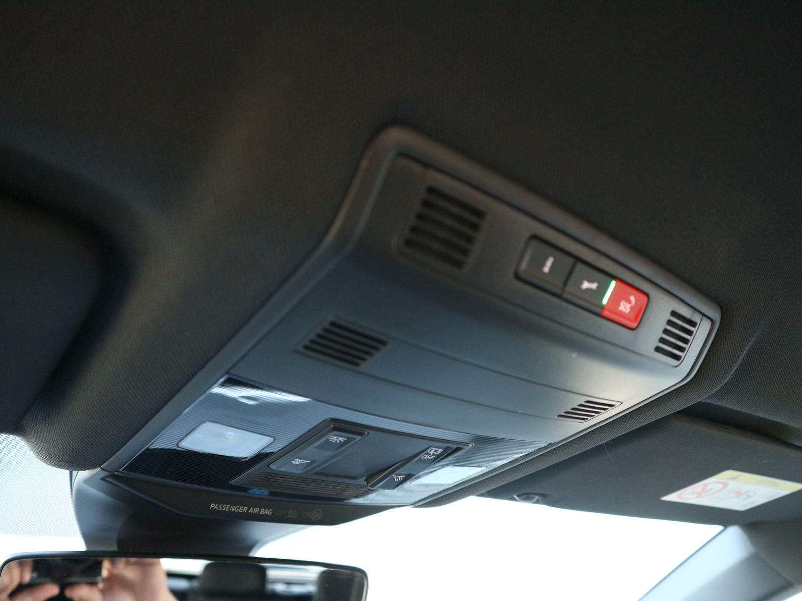 VW - T-Roc 1.5 TSI DSG R-Line NAVI+LED+ACC+KAMERA+AHK_18