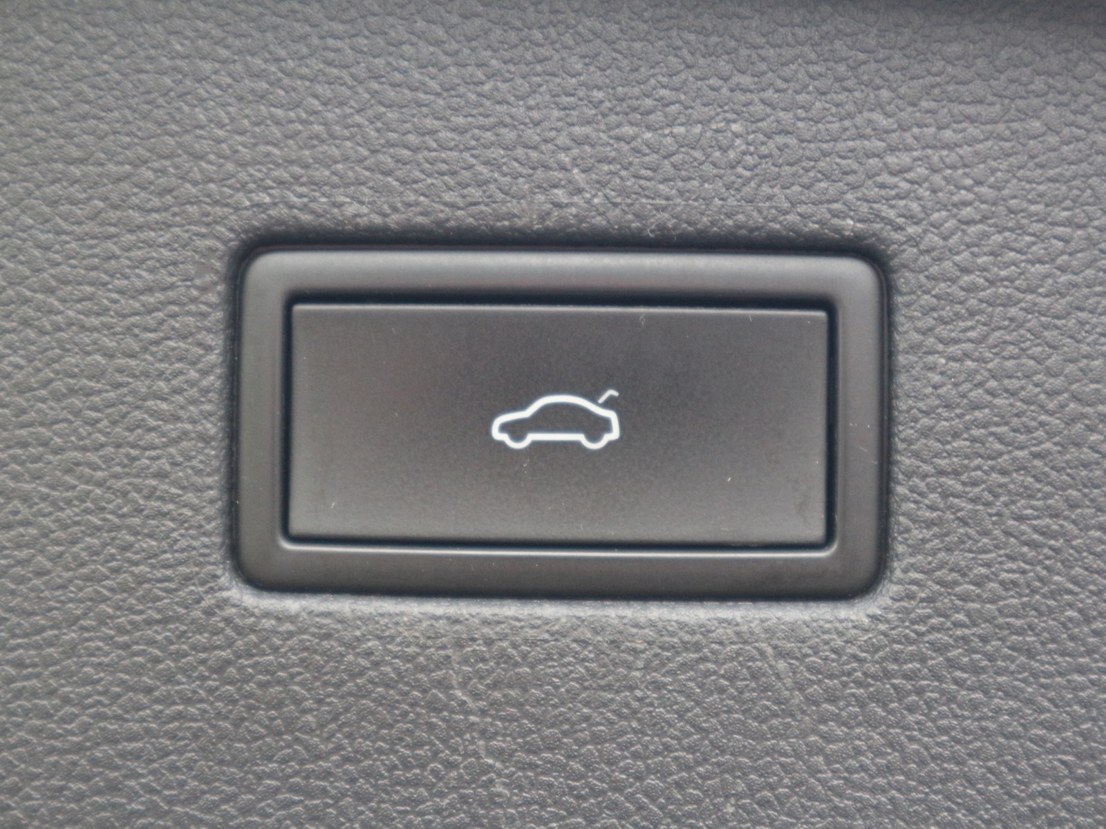 VW - Tiguan Allspace 2,0 TDI R-Line 4Motion Matrix AHK Pano Navi_23