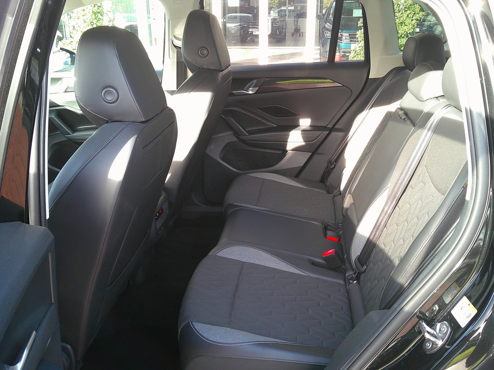 VW - Tiguan 2,0 TDI Goal LED Navi AHK_4