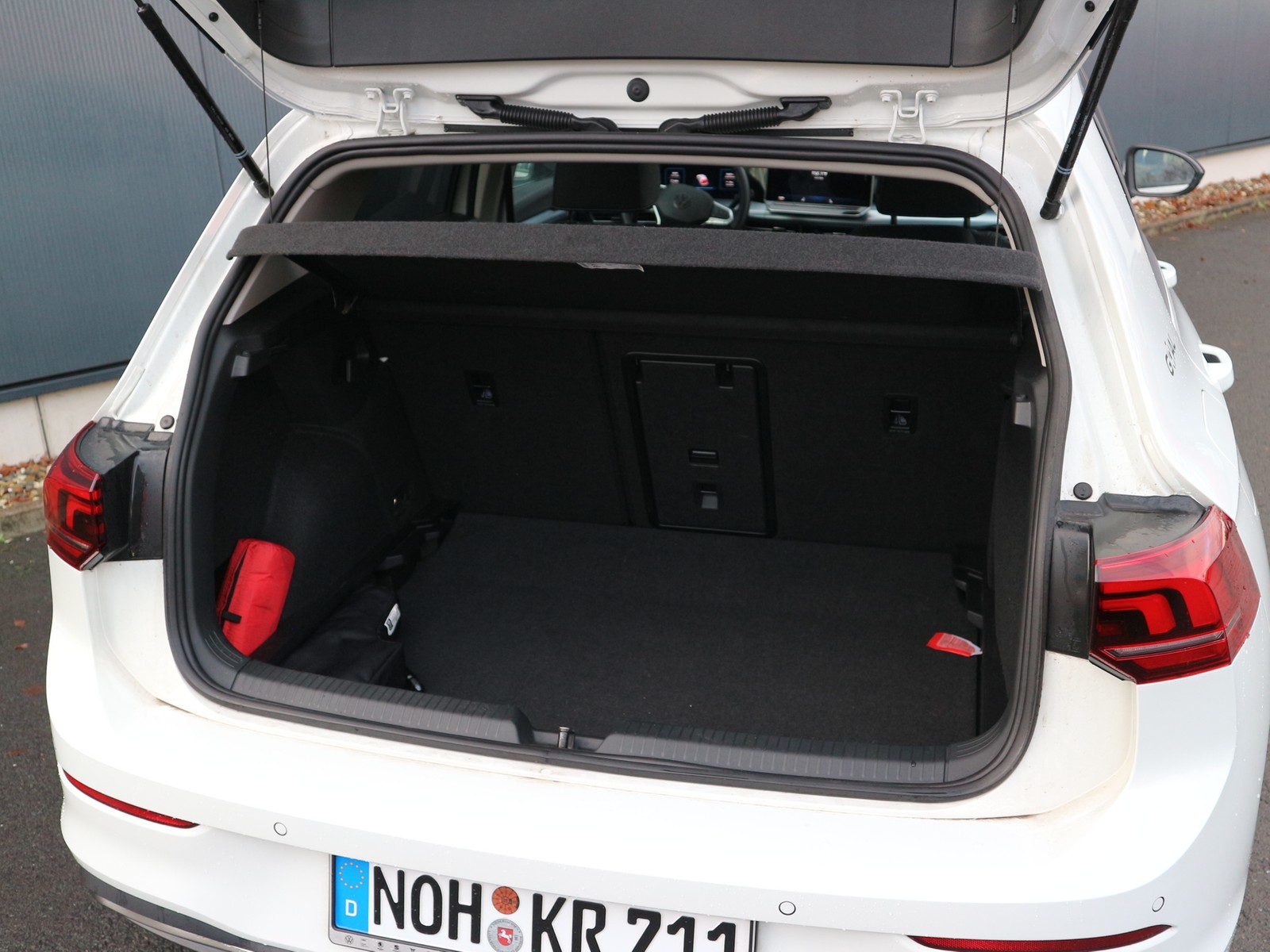 VW - Golf VIII 1,5 eTSI DSG Goal MATRIX-LED NAVI ACC_17