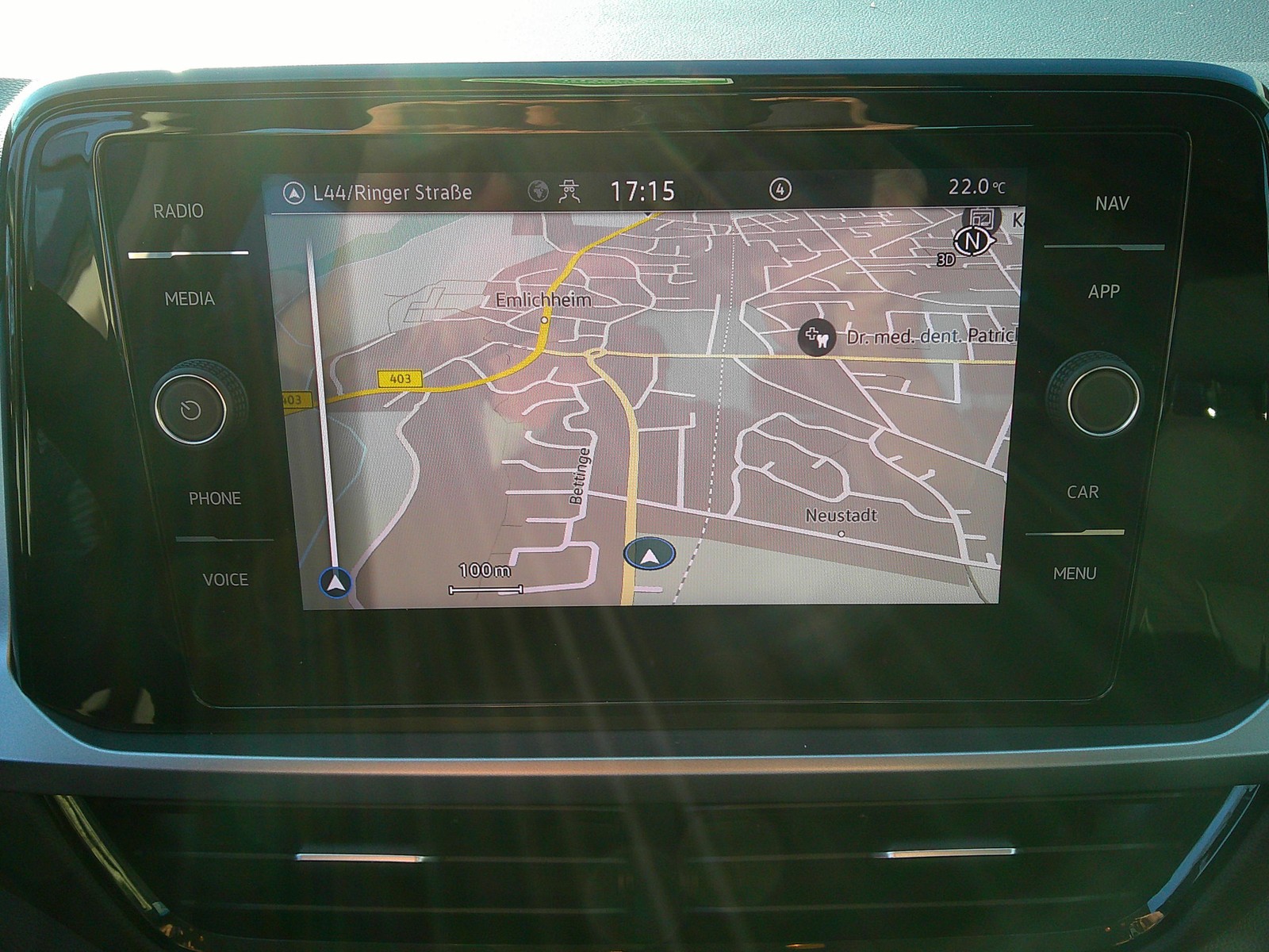 VW - T-Roc 1.5 TSI DSG Life Si.-Hzg.+NAVI+PDC+LED+AHK_4