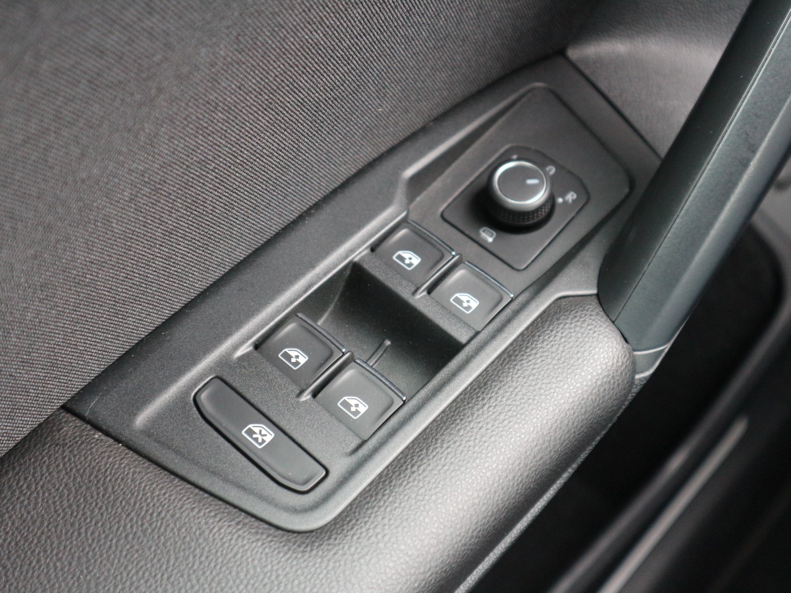 VW - Tiguan 2,0 TDI Elegance Matrix Navi AHK_15