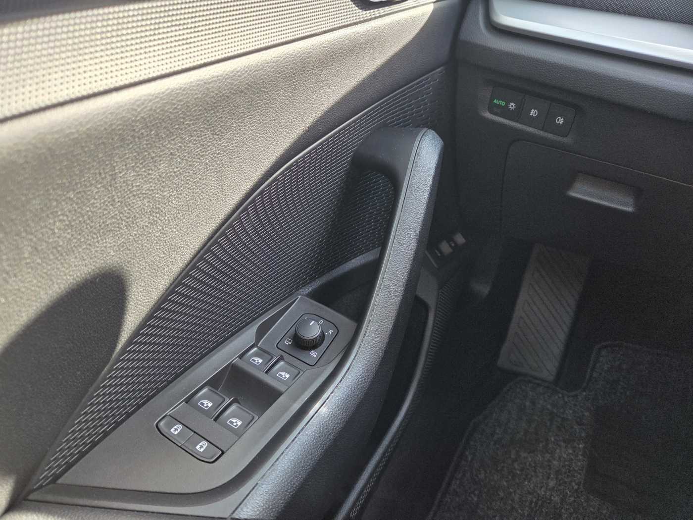 SKODA - Octavia Style iV 150KW+MATRIX+KAM+HUD+ACC_9