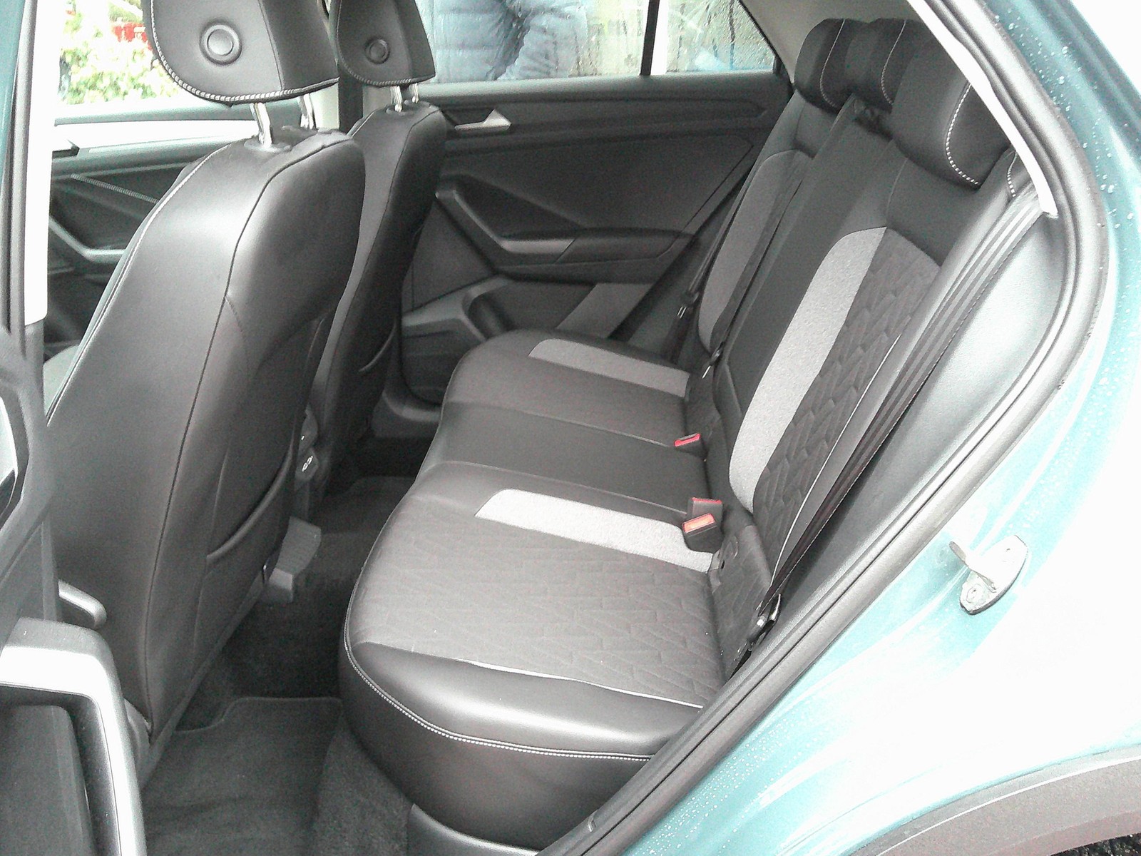 VW - T-Roc 1.0 l TSI  Goal NAVI+ACC+LED+PDC+DAB+SiHz_7