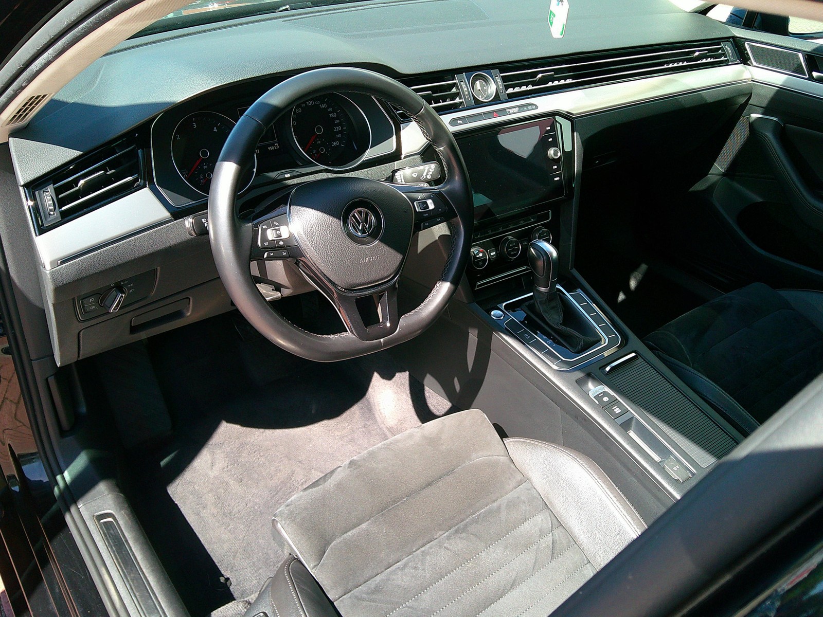 VW - Passat 2.0 TDI DSG Highline/R-Line el-KLAPPE+AHK_2