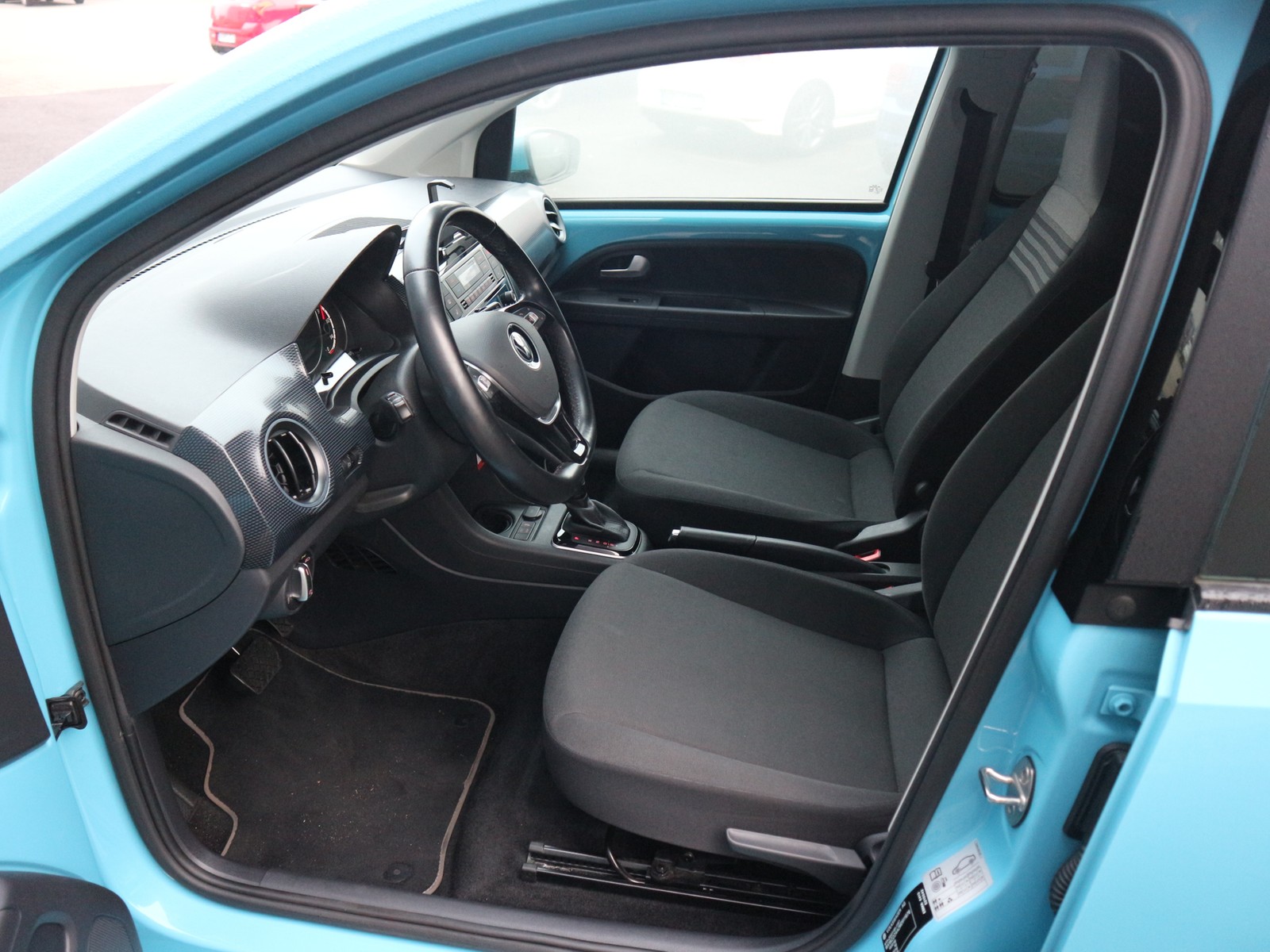VW - up! e-up! Kamera_15