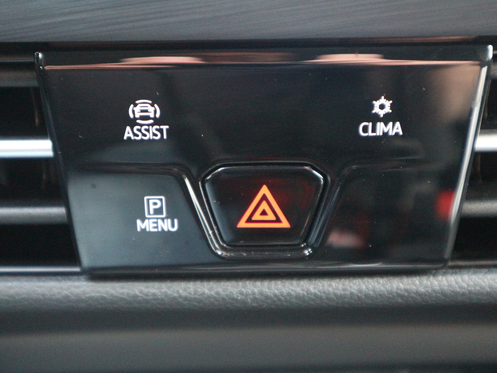 VW - Golf Variant 2,0 l TDI Style LED Navi_10