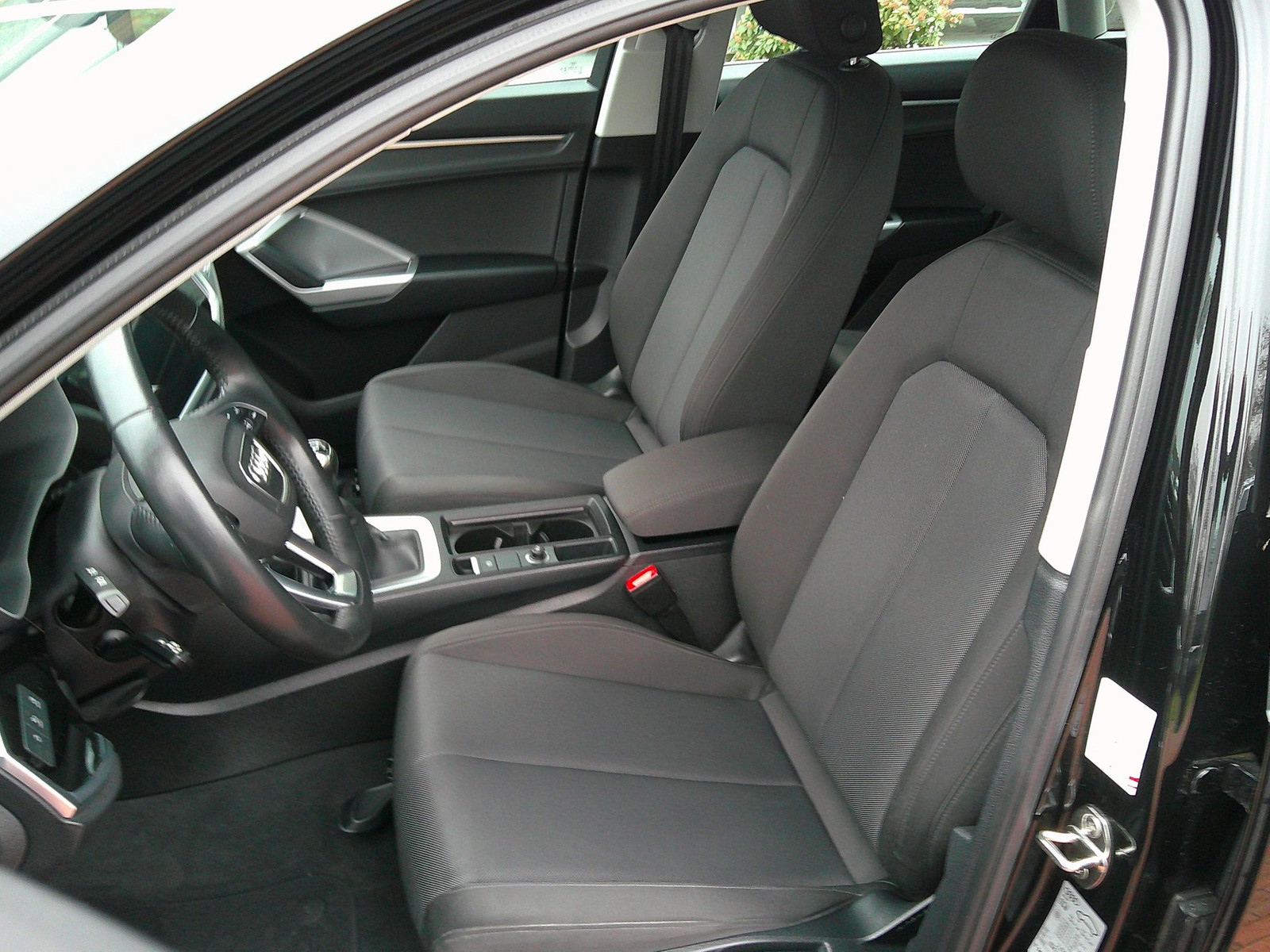 Audi - Q3 35 TFSI el.-KLAPPE+PDC+TEMPOMAT+LED+KEYLESS_2