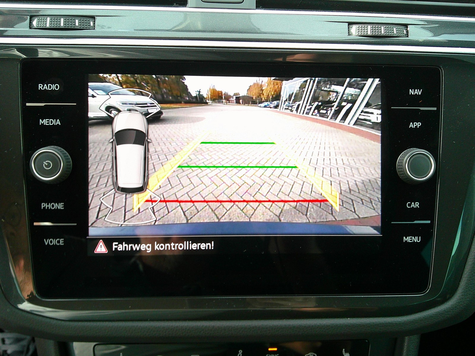 VW - Tiguan 2,0 TDI Move LED Navi Kamera_4