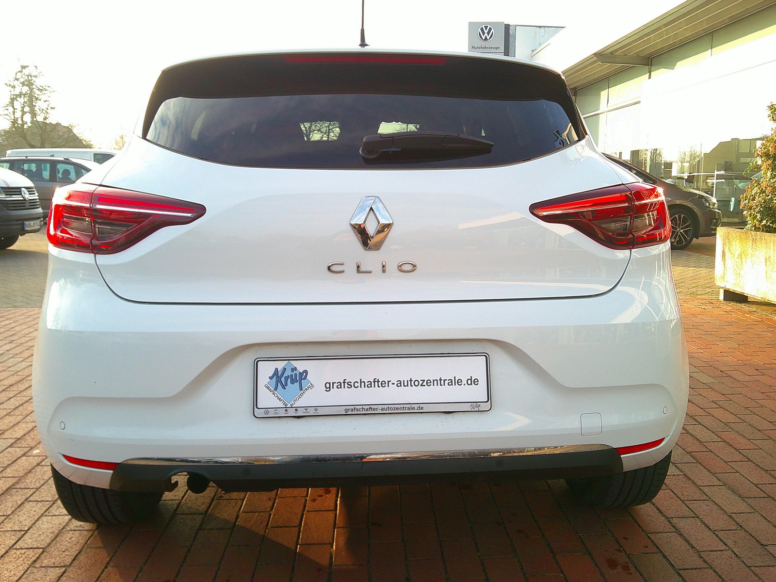 Renault - Clio V 1.0 TCe 100 Experience Navi+Tempomat+LED_13