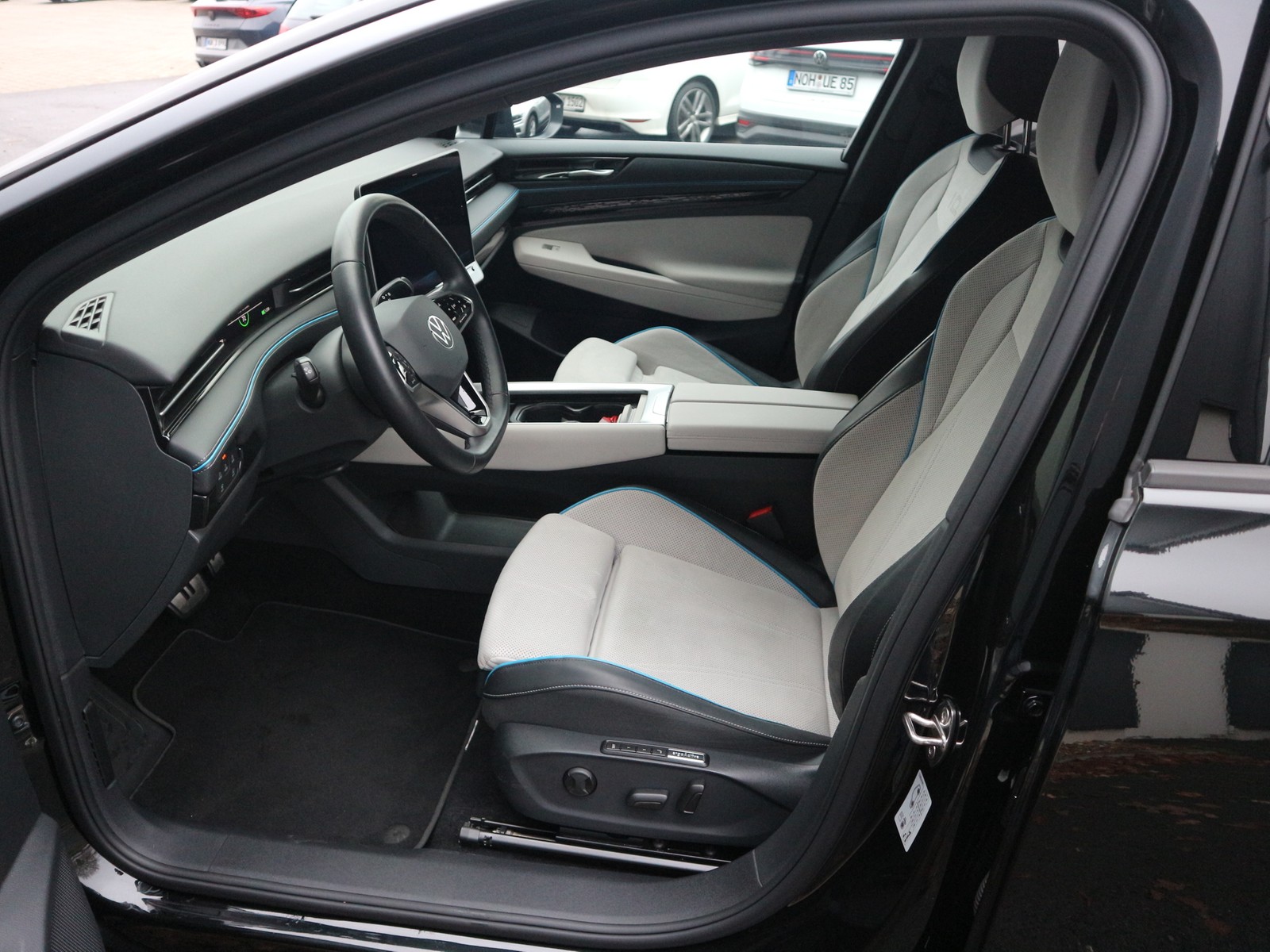 VW - ID.7 Pro /Matrix/H&K/Massage/DCC/HUD_2