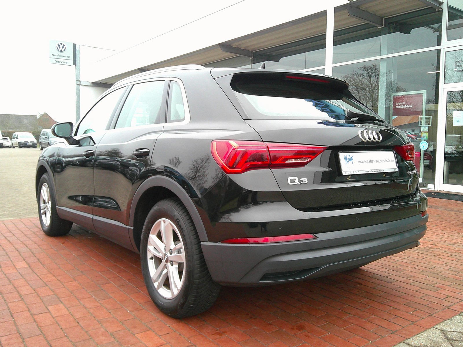 Audi - Q3 35 TFSI el.-KLAPPE+PDC+TEMPOMAT+LED+KEYLESS_11