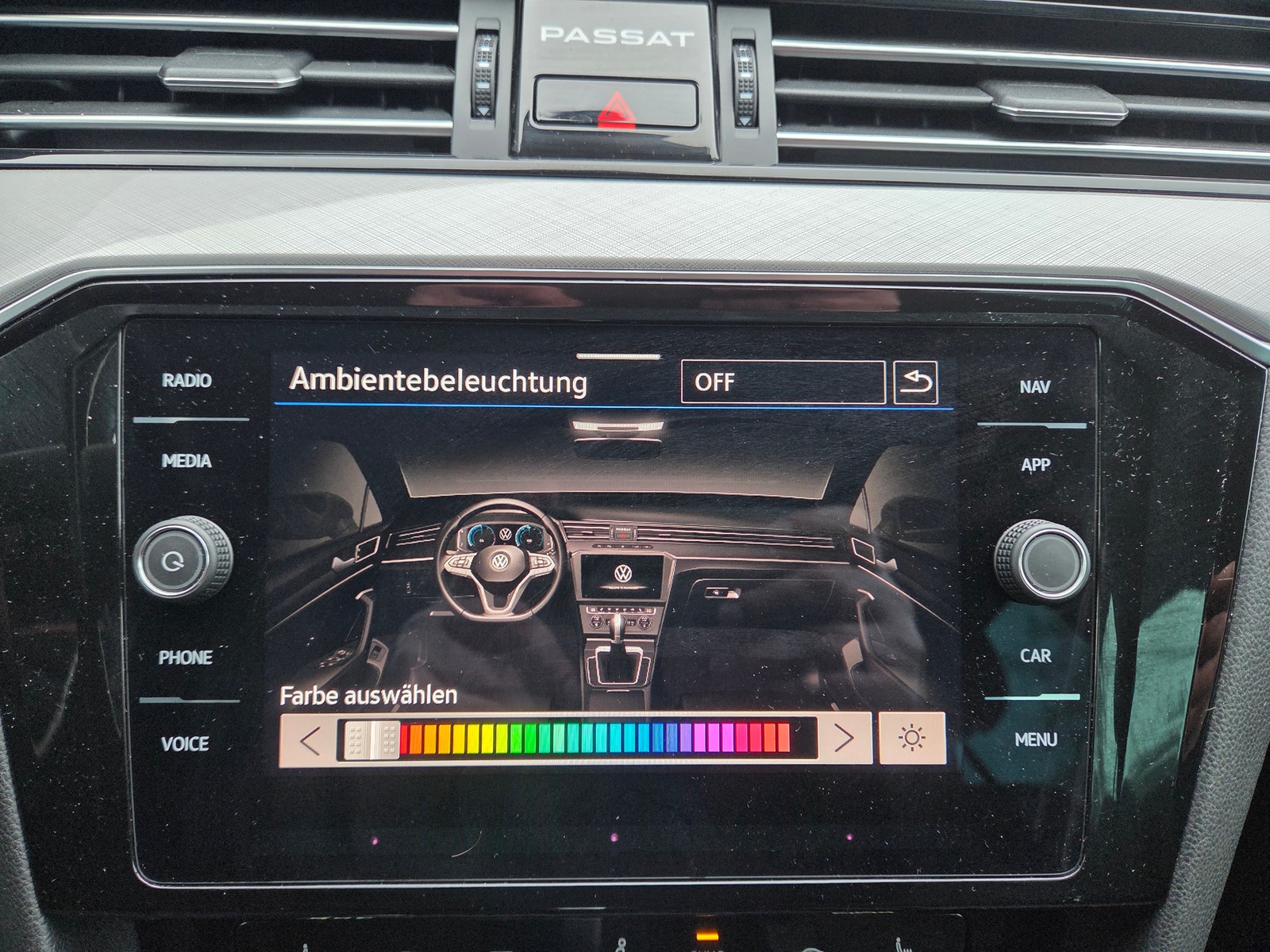 VW - Passat Variant 2.0TDI DSG /MATRIX/AHK/IQDRIVE/AMBIENTE_5