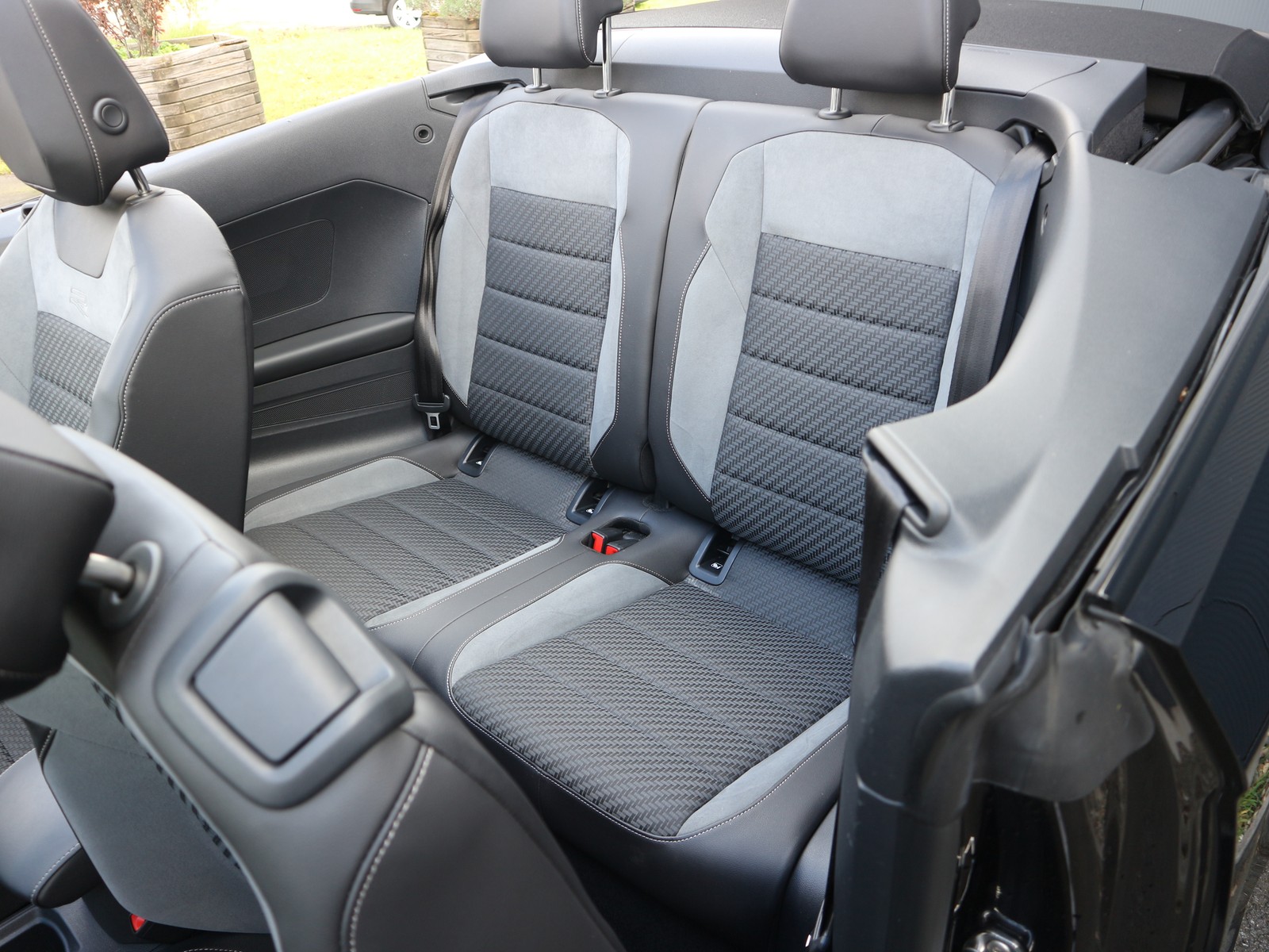 VW - T-Roc Cabriolet 1.5 TSI R-LINE/ACC/LED/KAM_2