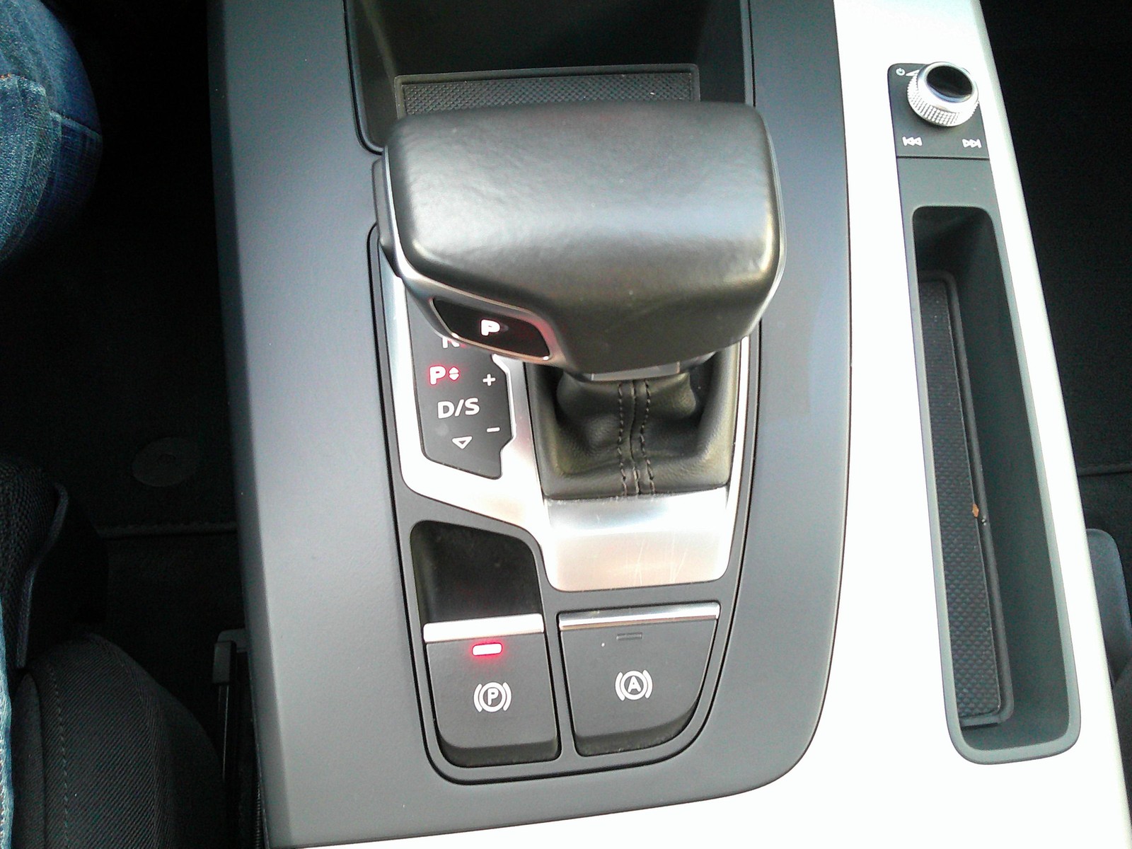 Audi - Q5 35 2.0 TDI DSG advanced MATRIX-LED+ACC+SH+AHK_5