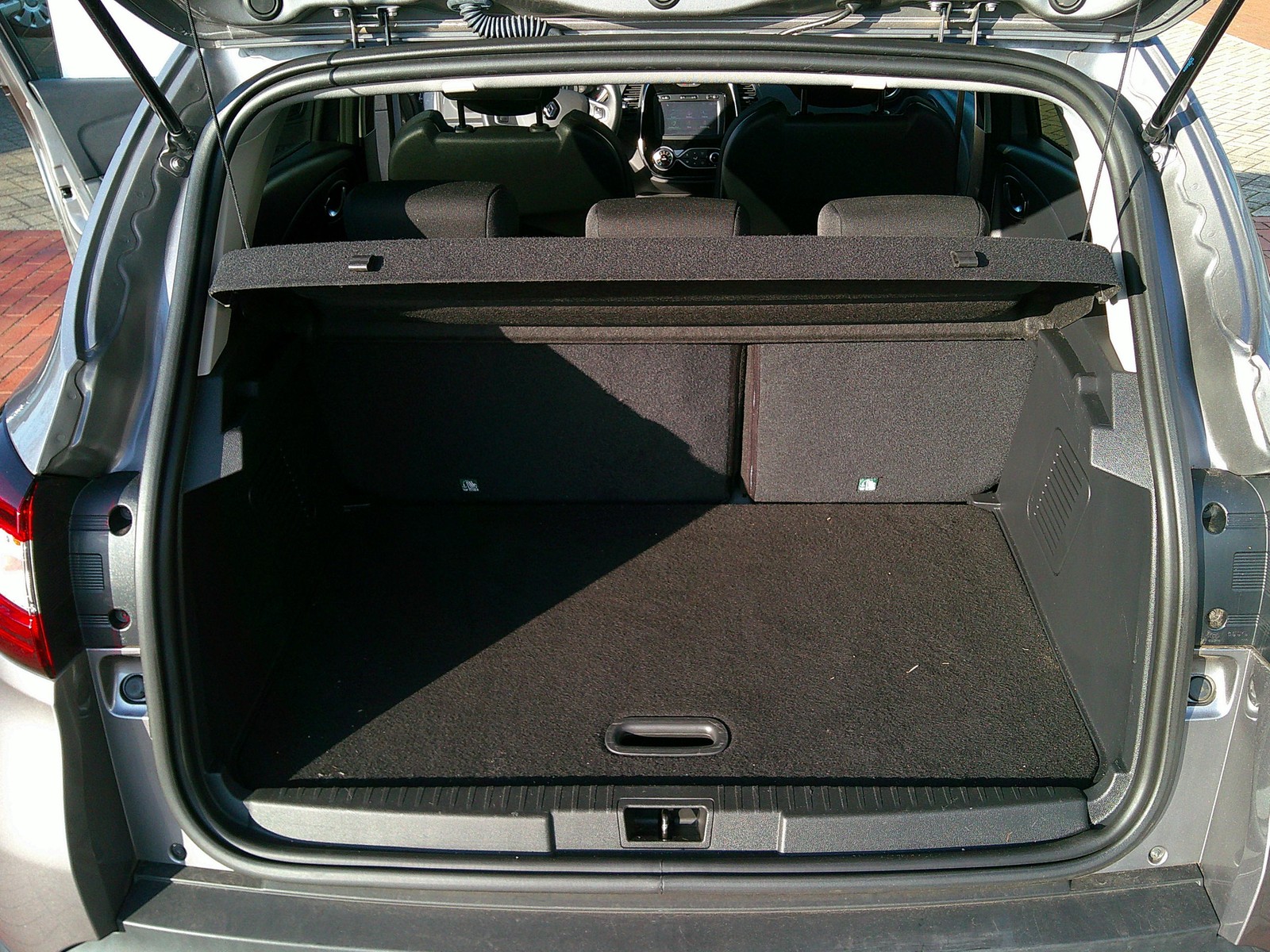 Renault - Captur 0.9 TCe  Limited Tempomat+PDC+Keyless+AHK_8