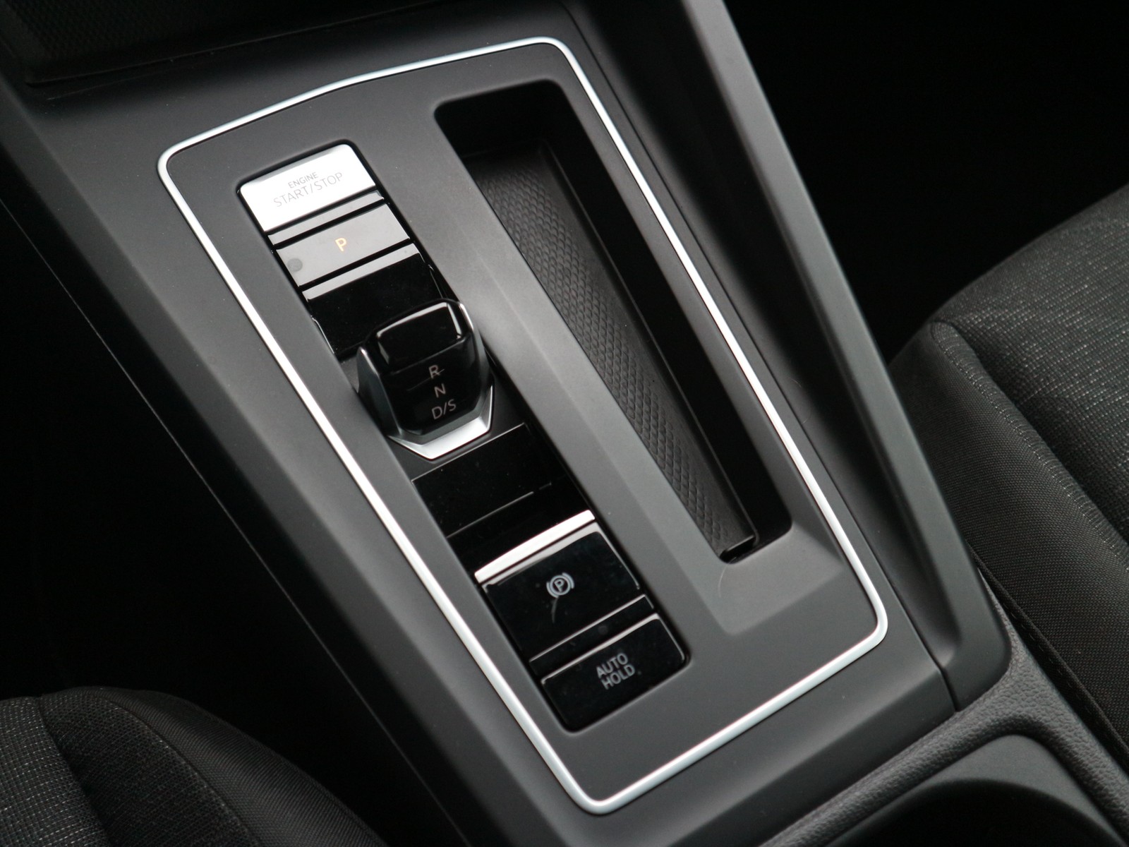 VW - Golf Variant 2,0 l TDI Life LED Navi Kamera_11