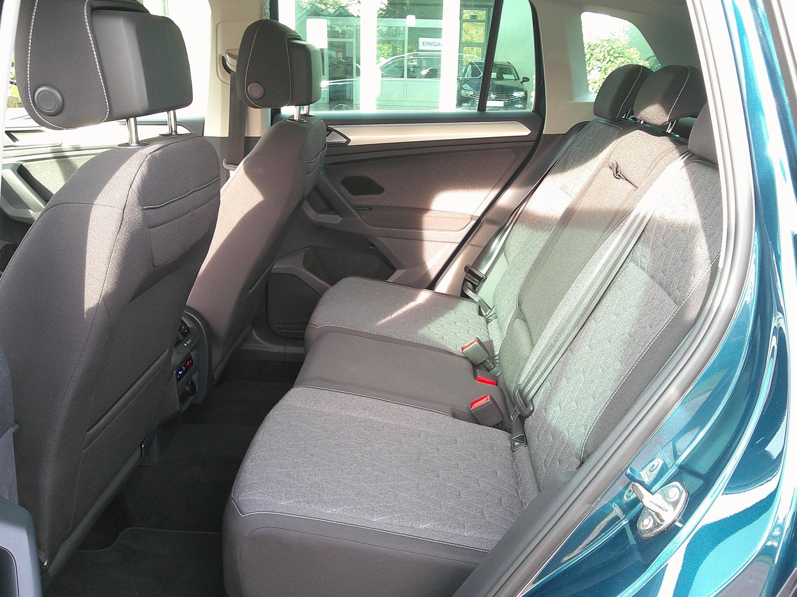 VW - Tiguan 2,0 TDI Move LED Navi Kamera_7