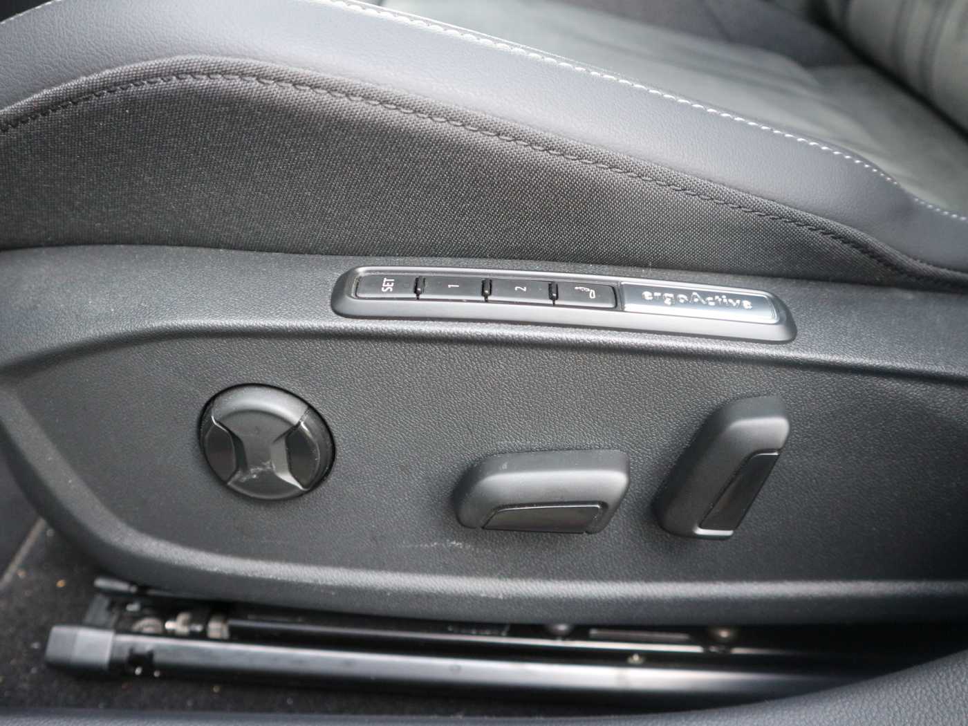 Fahrzeugbild_4 Fahrzeugbild_4