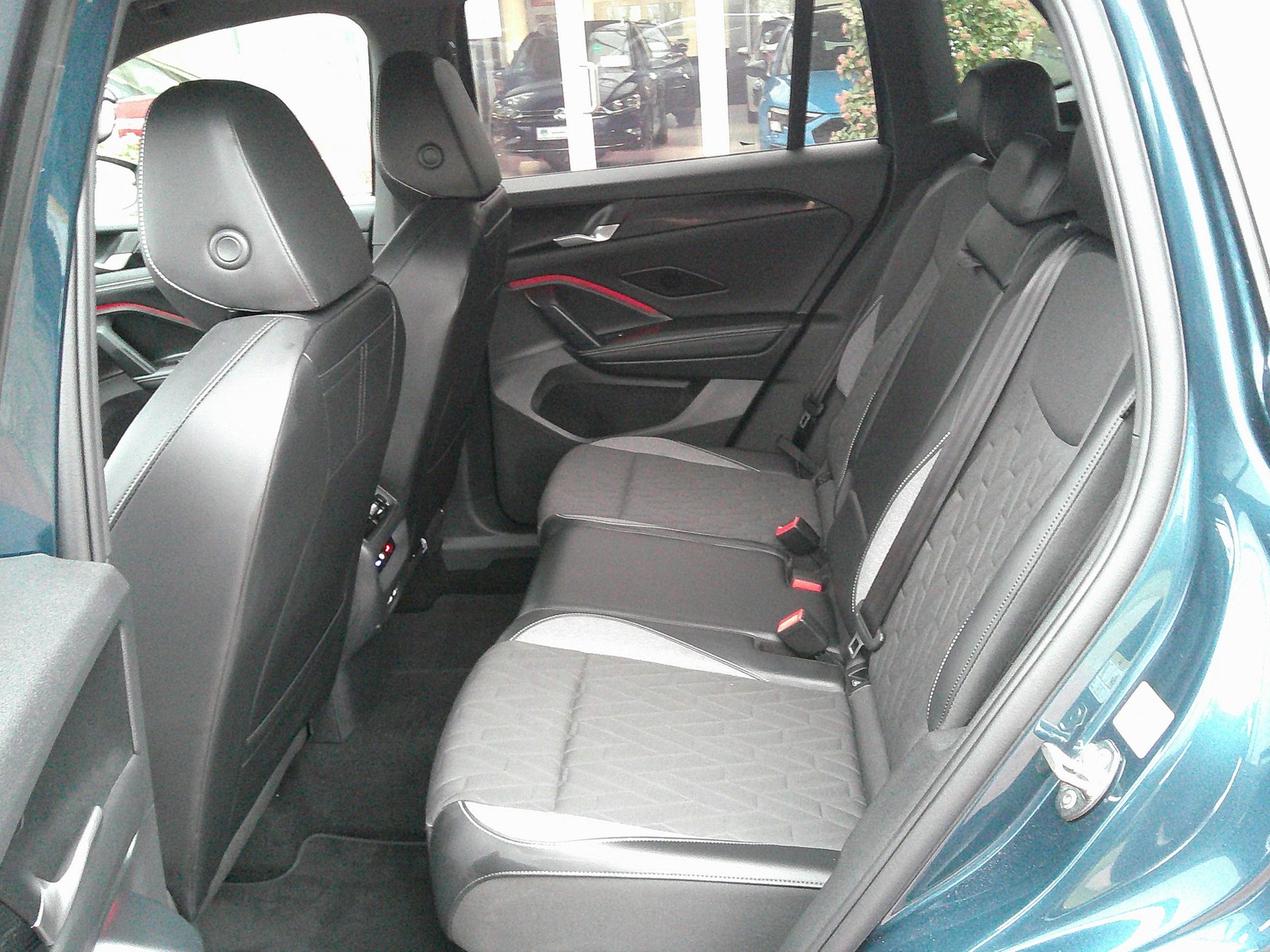 VW - Tiguan 1.5 eTSI DSG Goal KAMERA+ACC+MATR-LED+AHK_7