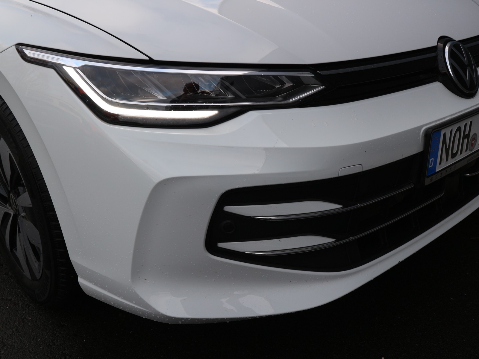 VW - Golf VIII 1,5 eTSI DSG Goal MATRIX-LED NAVI ACC_16