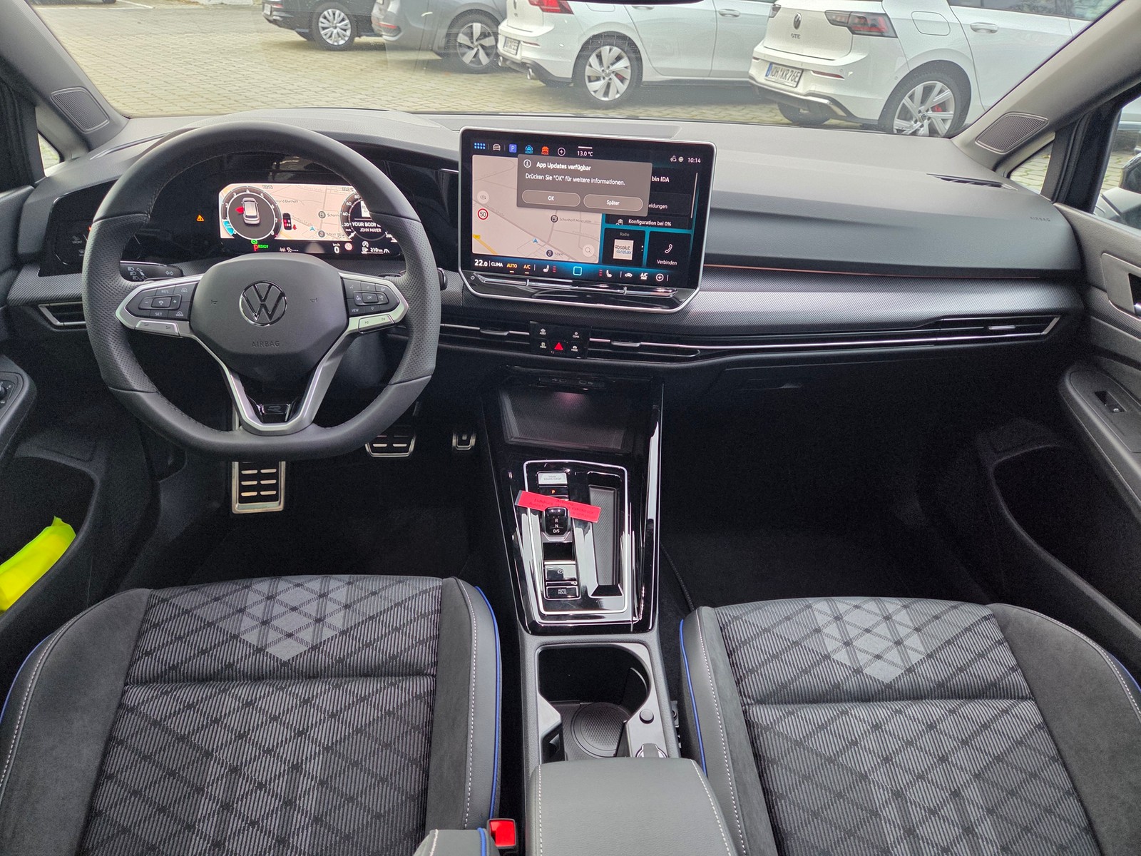 VW - Golf VIII Lim 1.5 eTSI R-Line AHK+NAVI+LED+Head-UP_18