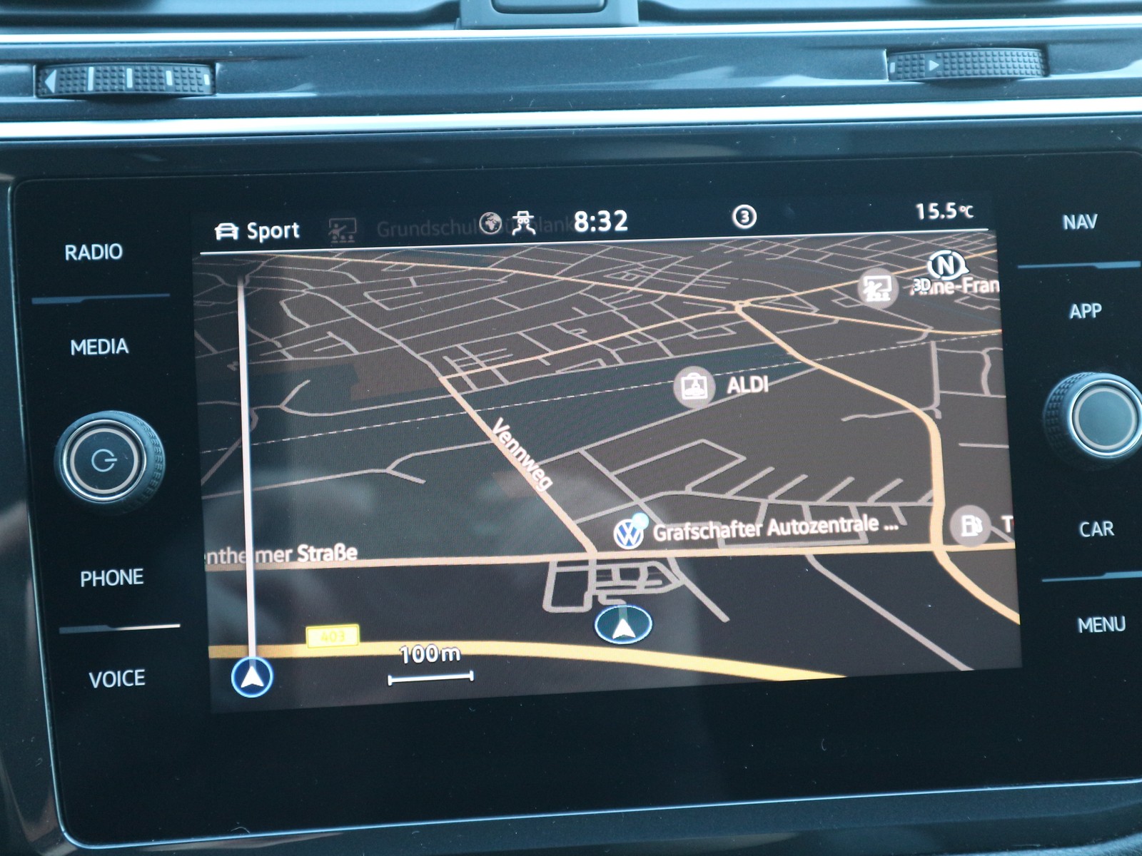 VW - Tiguan 2,0 TDI R-Line Black 4M /Matrix/AHK/KAM_6 VW - Tiguan 2,0 TDI R-Line Black 4M /Matrix/AHK/KAM_6