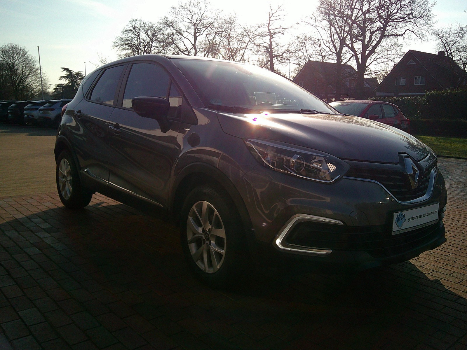 Renault - Captur 0.9 TCe  Limited Tempomat+PDC+Keyless+AHK_16