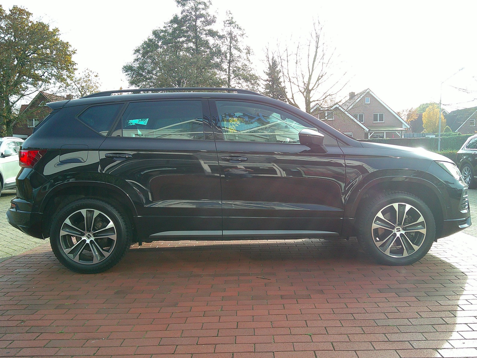 Seat - Ateca 2,0 TDI FR LED Navi Kamera_16