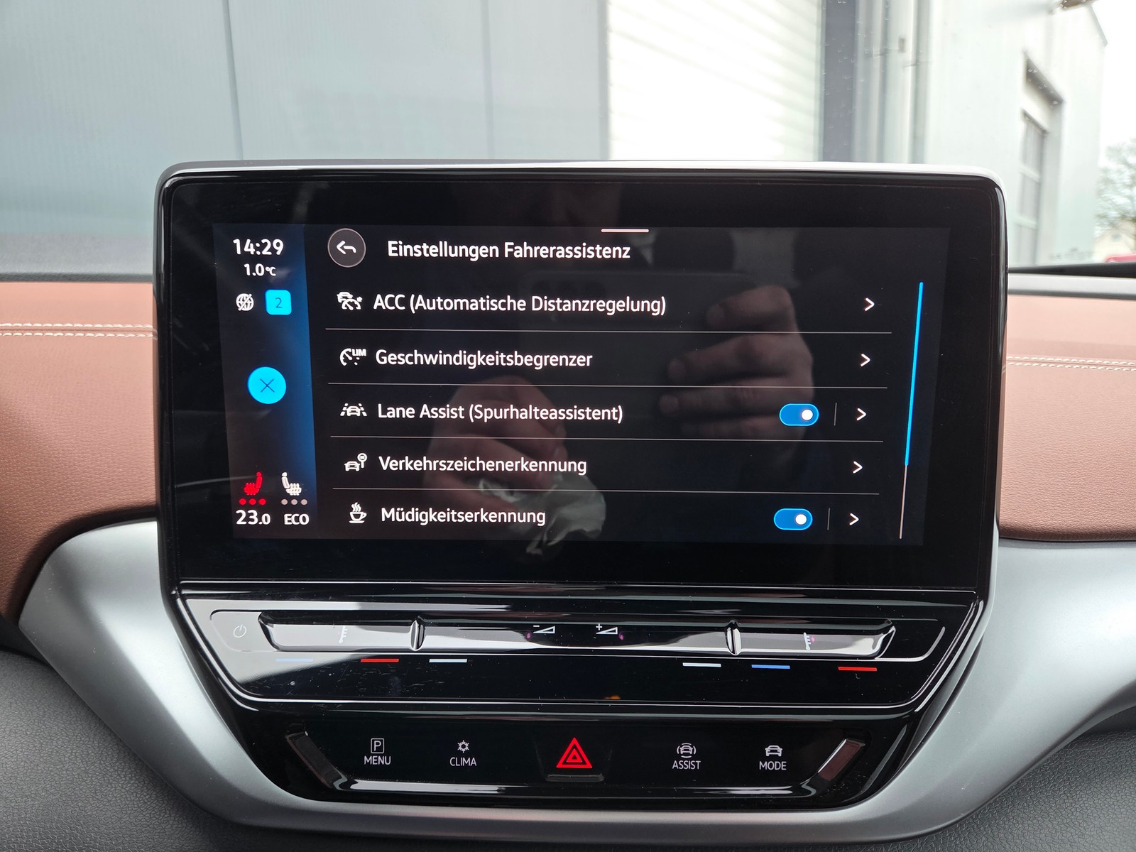 VW - ID.4 Pro Performance /AHK/MATRIX/PANO/KAM/PUMPE_8