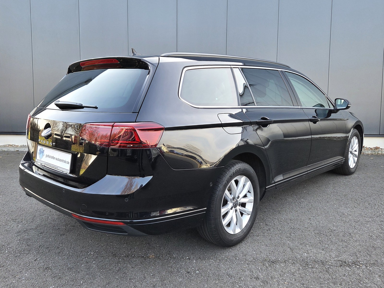 VW - Passat Variant 2.0 TDI Business /MATRIX/PANO/MOD22/IQDRIVE_13