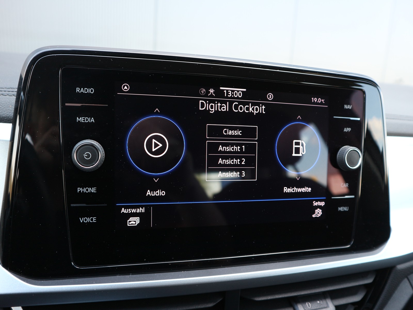 VW - T-Roc 1.0 TSI Life AHK/LED/Sitzheizung/APP_9