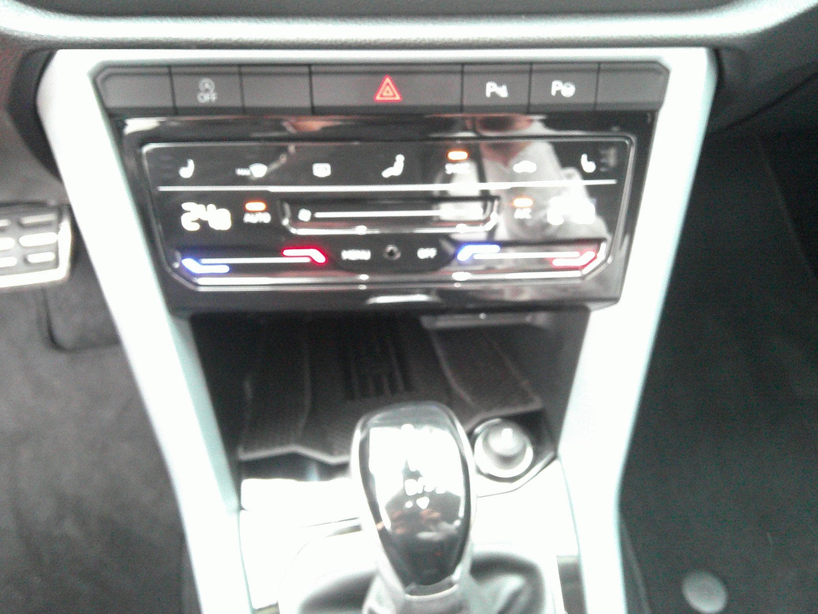 VW - T-Roc 2.0 TDI DSG Goal Kamera+Navi+LED+ACC+AHK_5