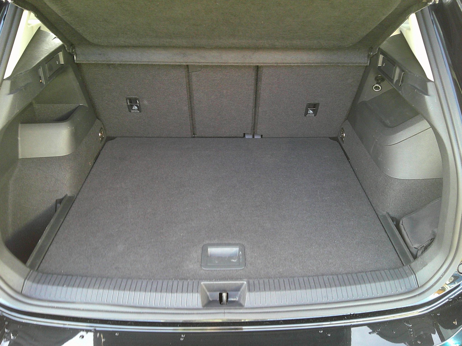 VW - Tiguan 2,0 TDI Goal LED Navi AHK_5