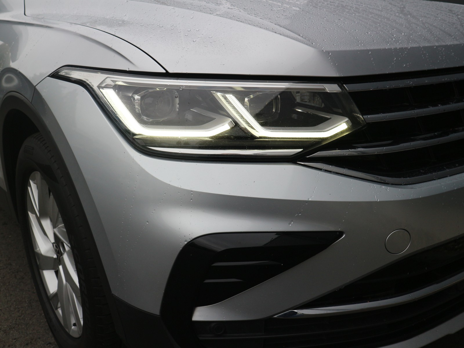 VW - Tiguan 2,0 TDI Elegance Matrix Navi AHK_18