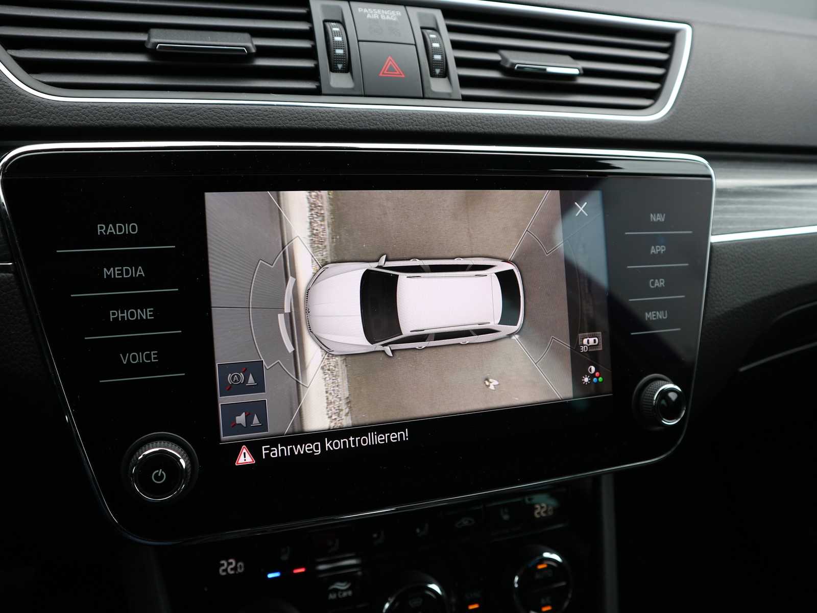 Skoda - Superb Combi 2.0 TDI DSG Premium Edition /AHK/LEDER/MASSAGE_15