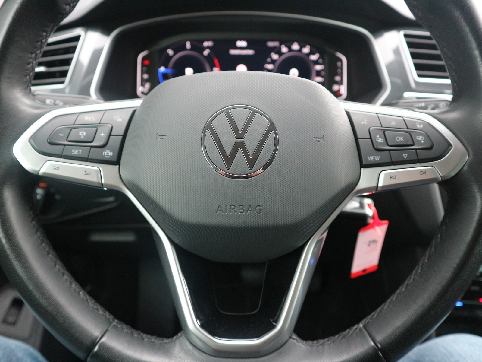 VW - Tiguan 2,0 TDI Elegance Matrix Navi AHK_4 VW - Tiguan 2,0 TDI Elegance Matrix Navi AHK_4