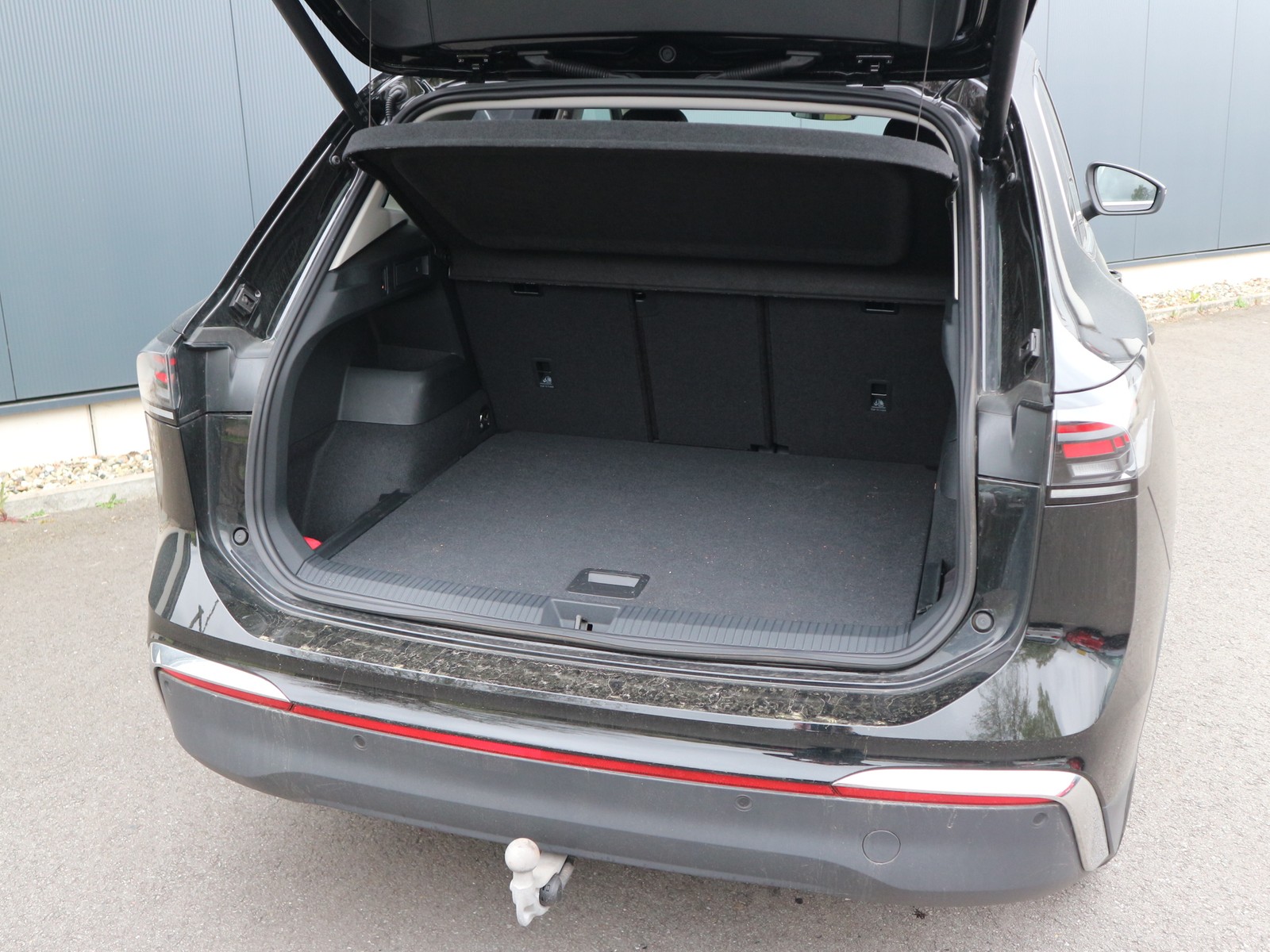 VW - Tiguan 2,0 TDI Elegance +LED+Navi+AHK+Kamera_18