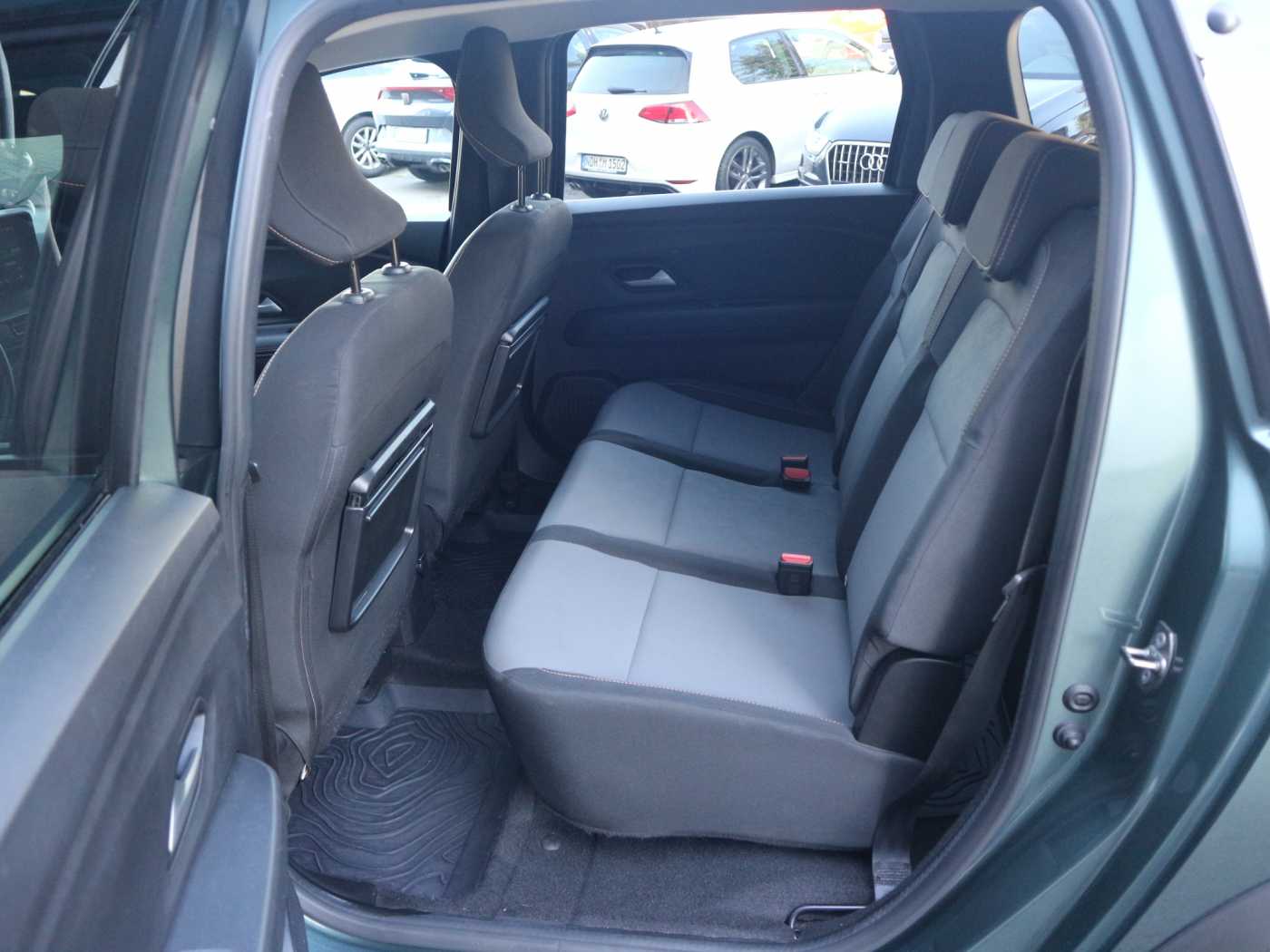 Fahrzeugbild_18 Fahrzeugbild_18