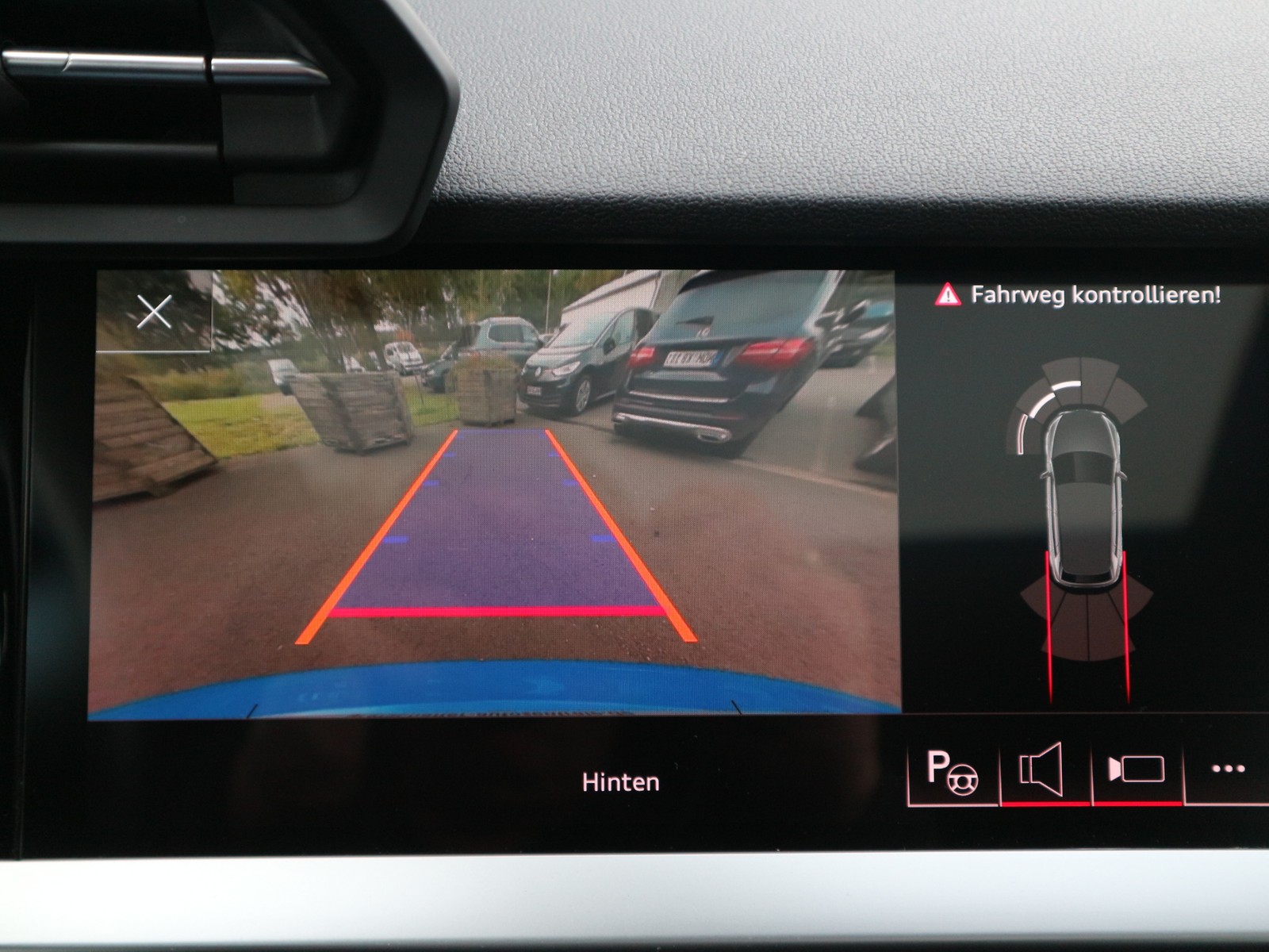 Fahrzeugbild_6 Fahrzeugbild_6