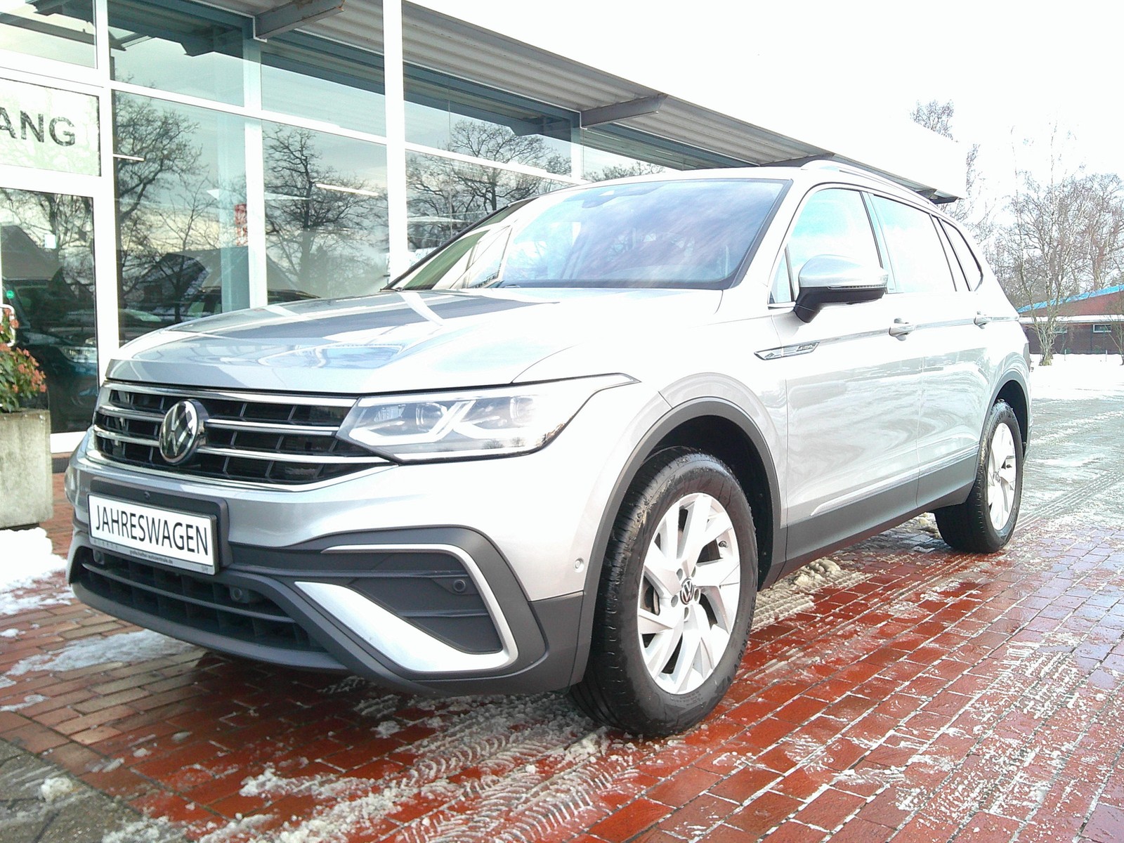 VW - Tiguan Allspace 2,0 l TDI DSG+Kamera+Panorama_13