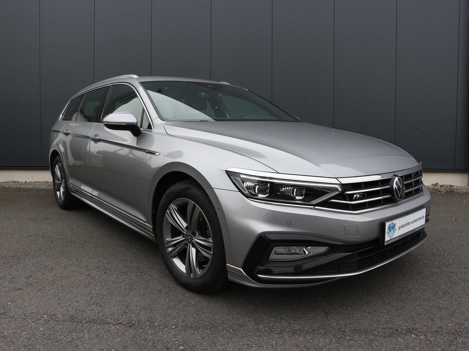 VW - Passat Variant 2.0 TDI DSG R Line /MATRIX/IQDRIVE/MASSAGE_23