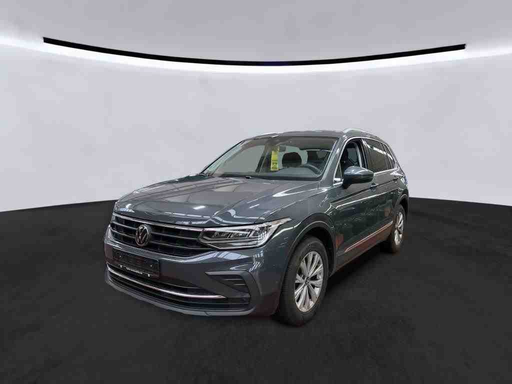 Volkswagen Tiguan 2.0 TDI Move+ACC+LED