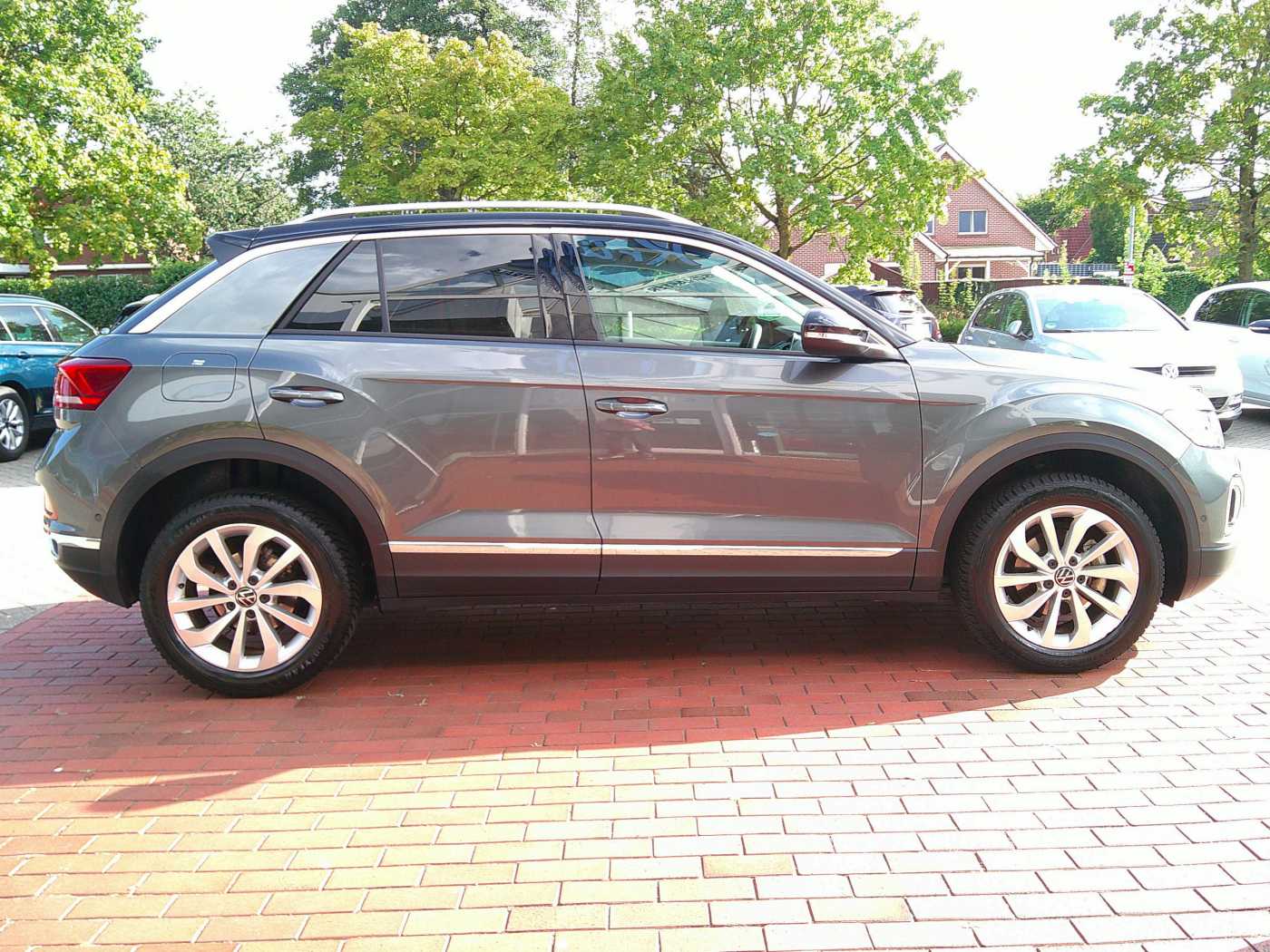VW - T-Roc 1.5 TSI DSG Style+Navi+ACC+LED+AHK_5