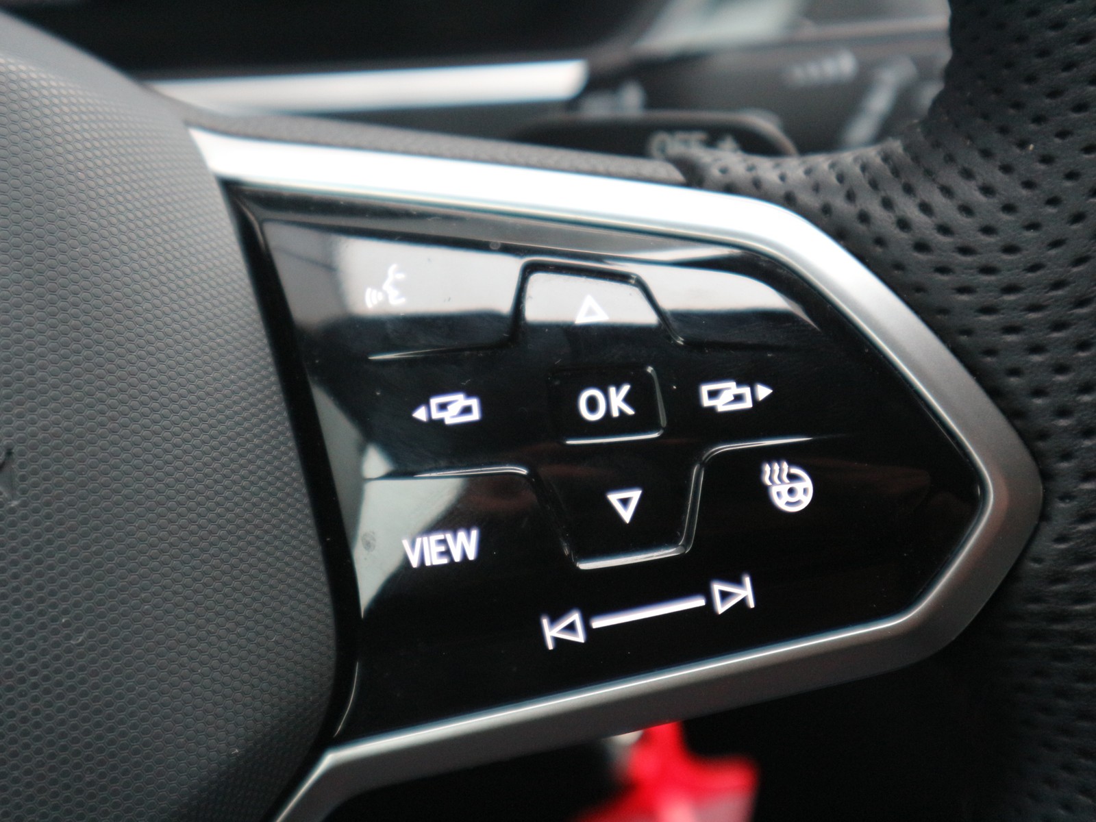 VW - Tiguan 2,0 TDI R-Line Matrix Navi AHK_6