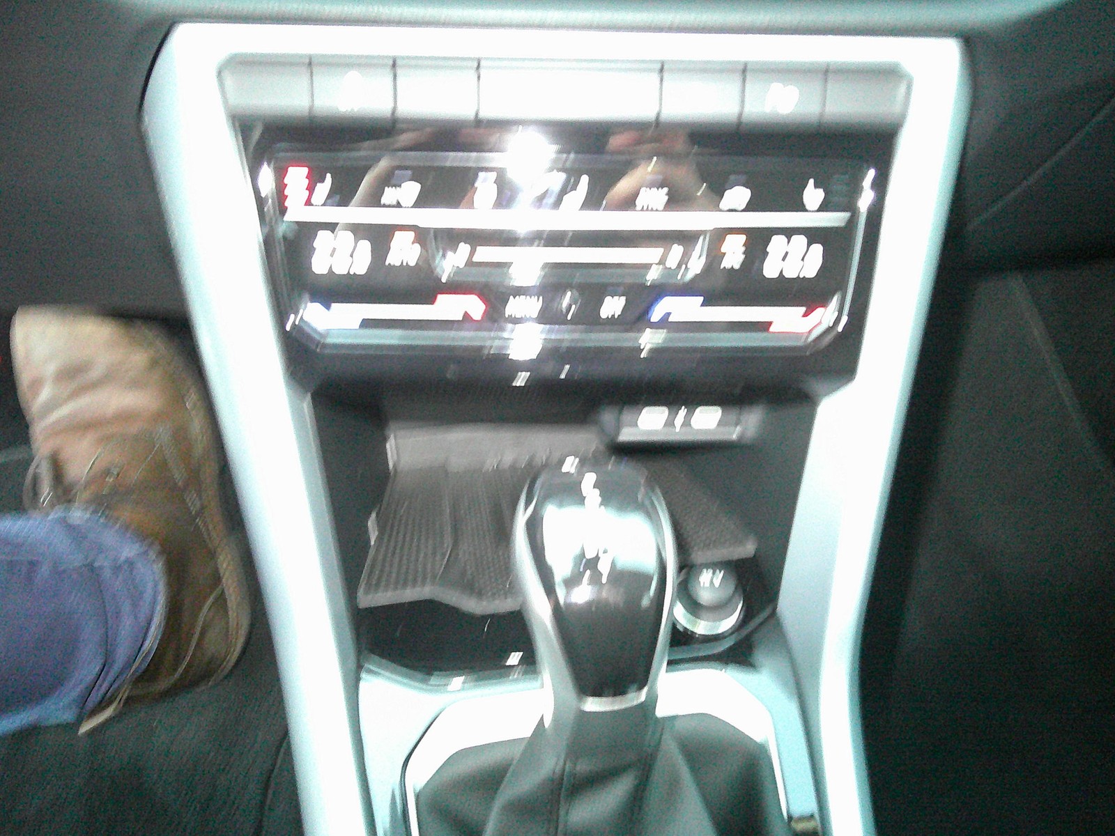 VW - T-ROC 2.0 TDI DSG Goal KAMERA+NAVI+ACC+PDC+LED_5